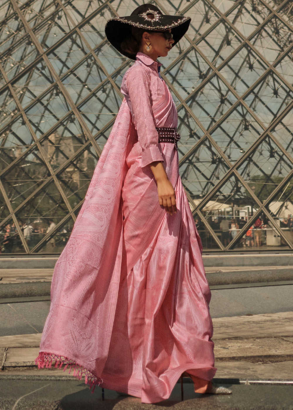 Pastel Pink Woven Kanjivaram Satin Silk Saree