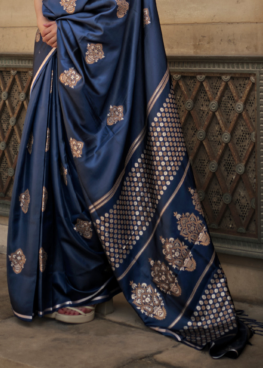 Bluewood Woven Banarasi Satin Silk Saree