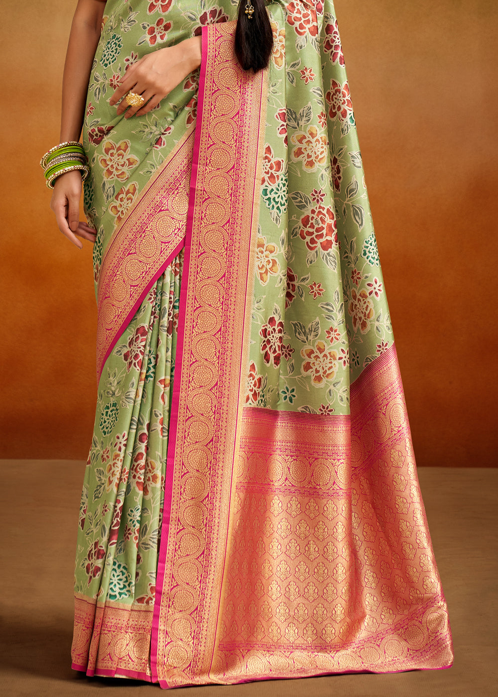 Barley Corn Green Woven Banarasi Kalamkari Silk Saree