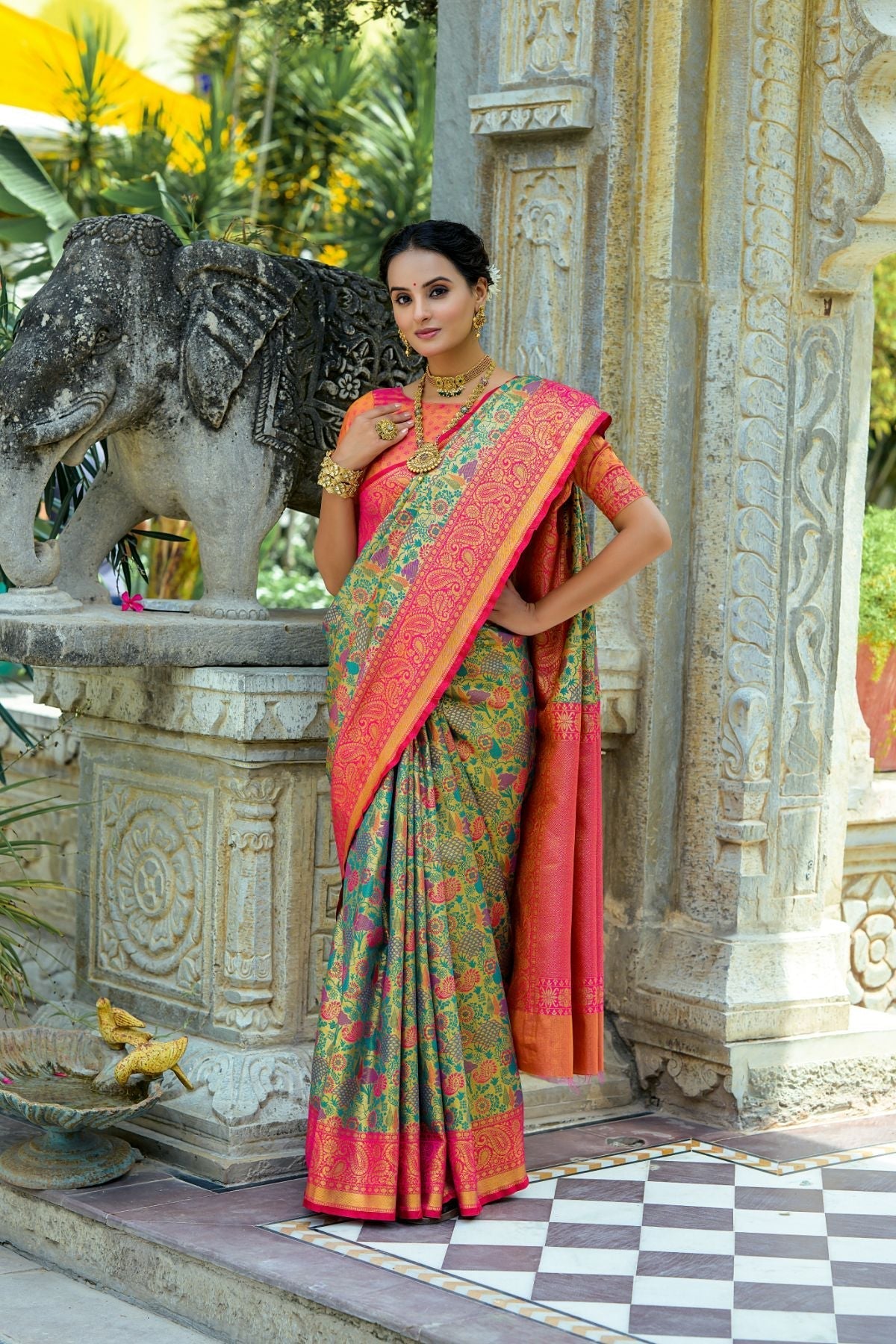 Kelly Green and Pink Woven Kanjivaram Saree