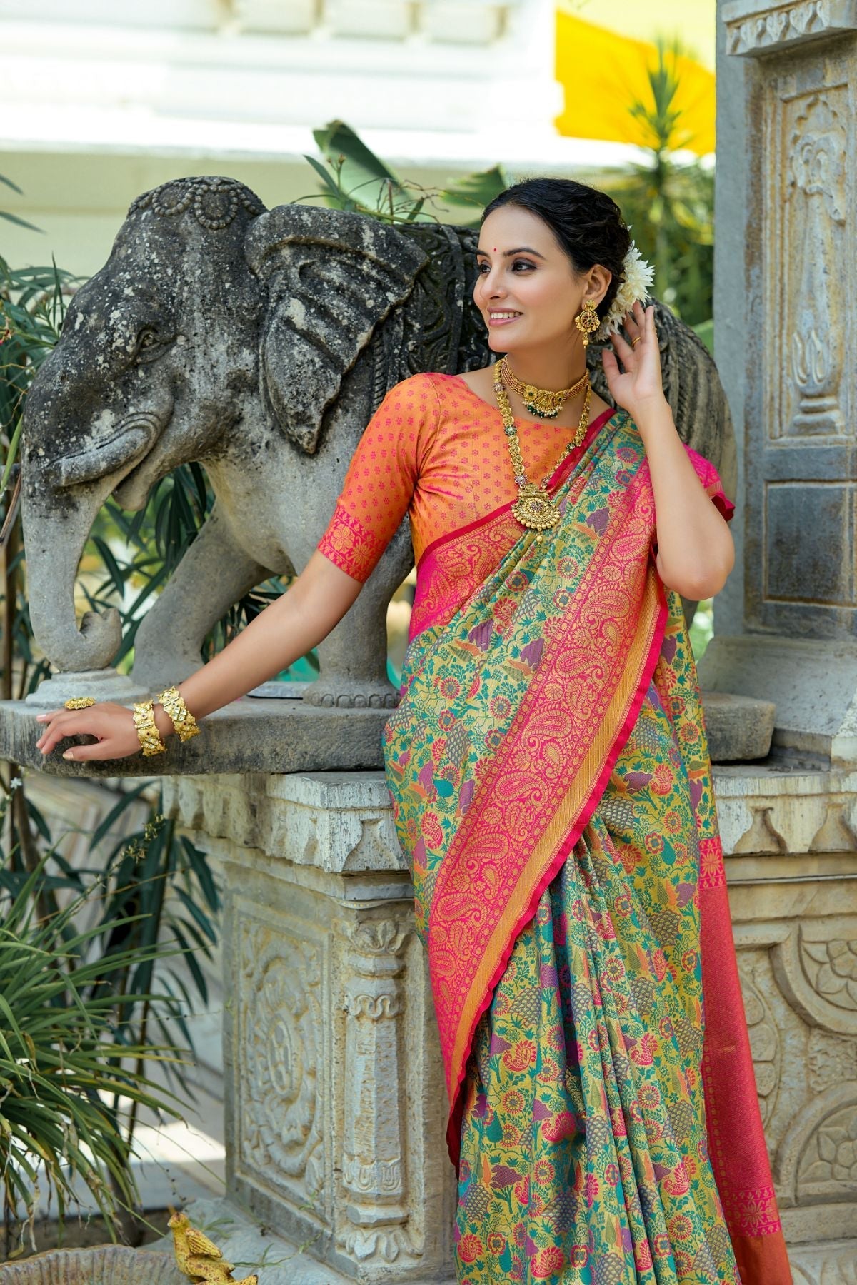 Kelly Green and Pink Woven Kanjivaram Saree