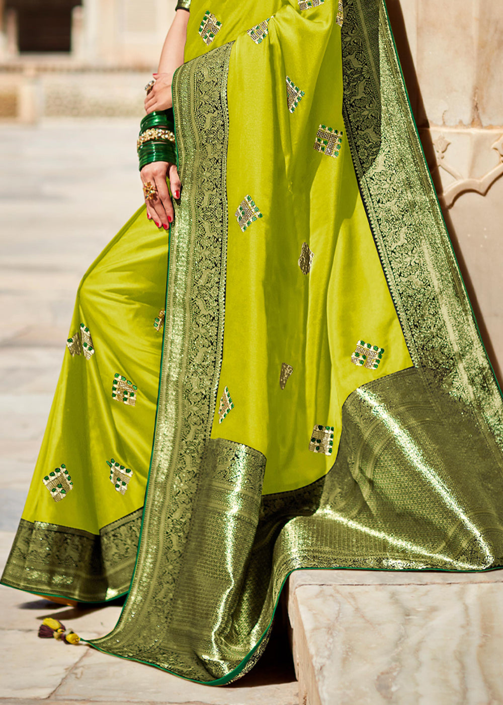 Earls Green Woven Banarasi Soft Silk Designer Saree