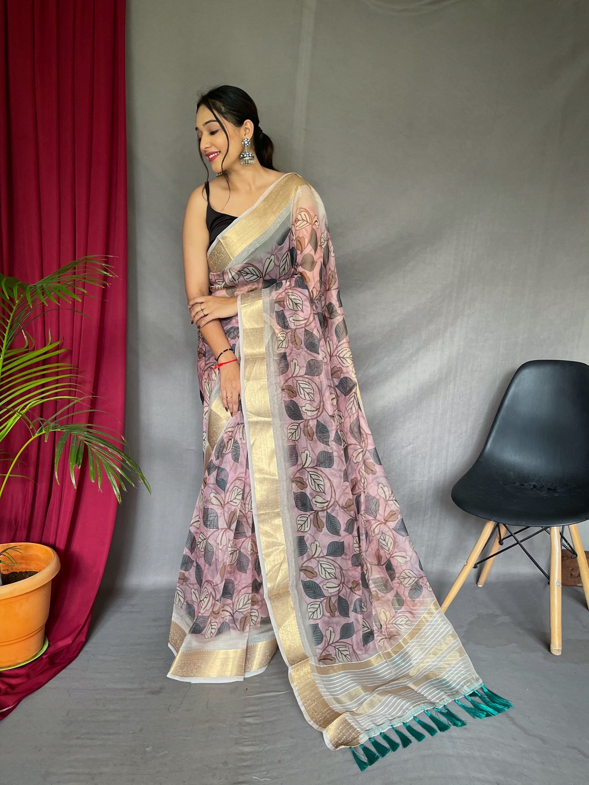 Beauty Bush Pink Organza Floral Printed with Sequins Jacquard Woven Saree