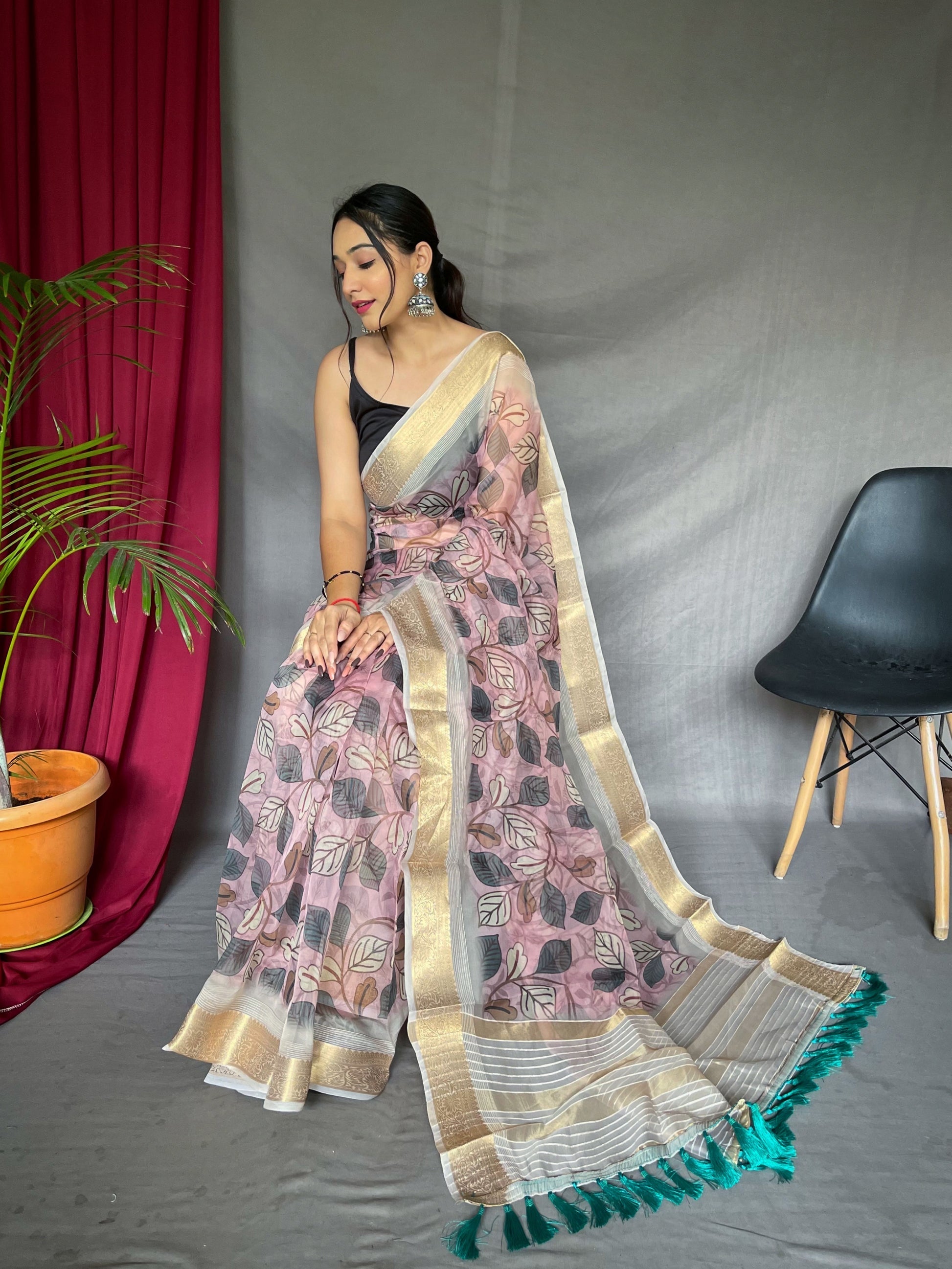 Beauty Bush Pink Organza Floral Printed with Sequins Jacquard Woven Saree