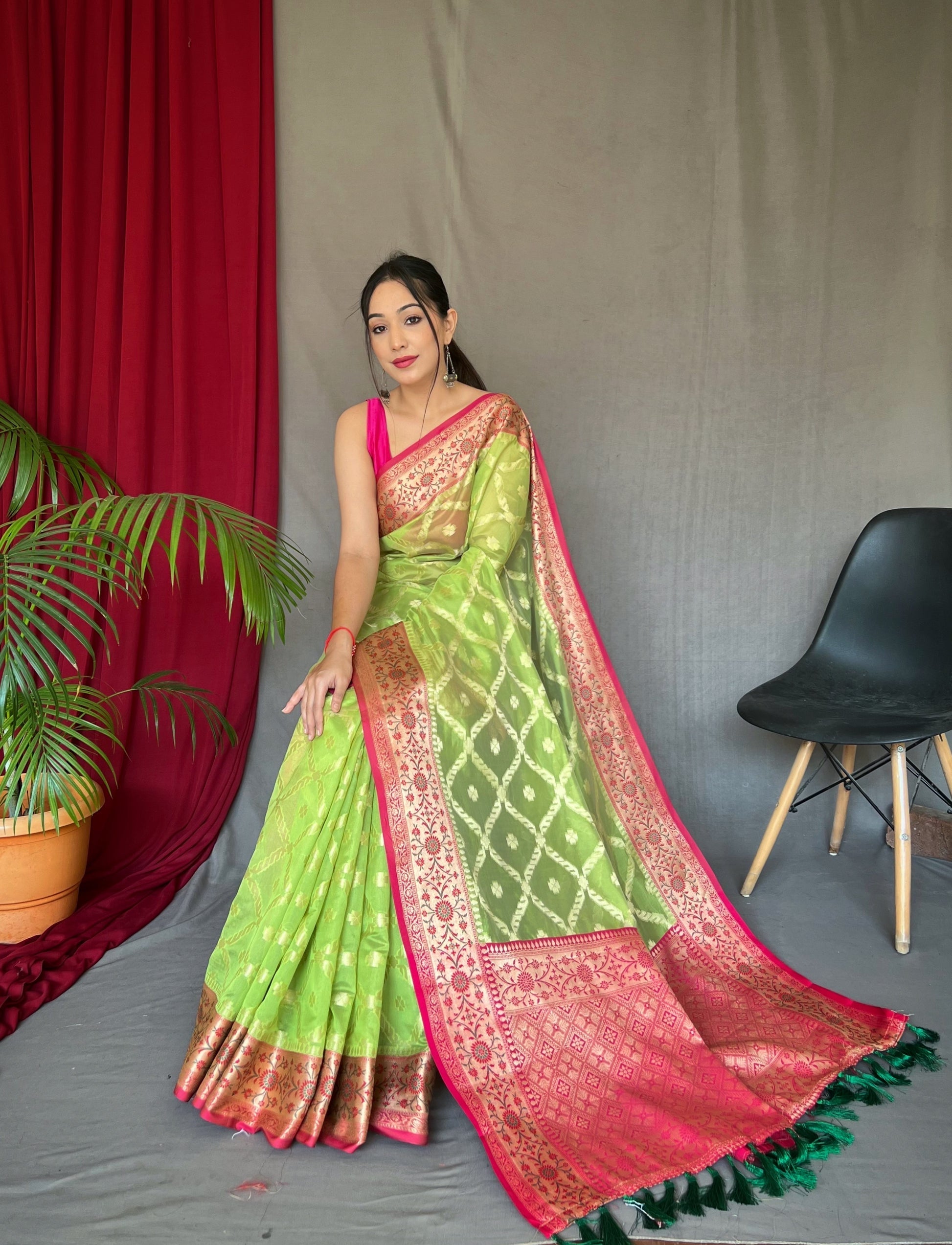 Tacha Green Woven Banarasi Organza Silk Saree