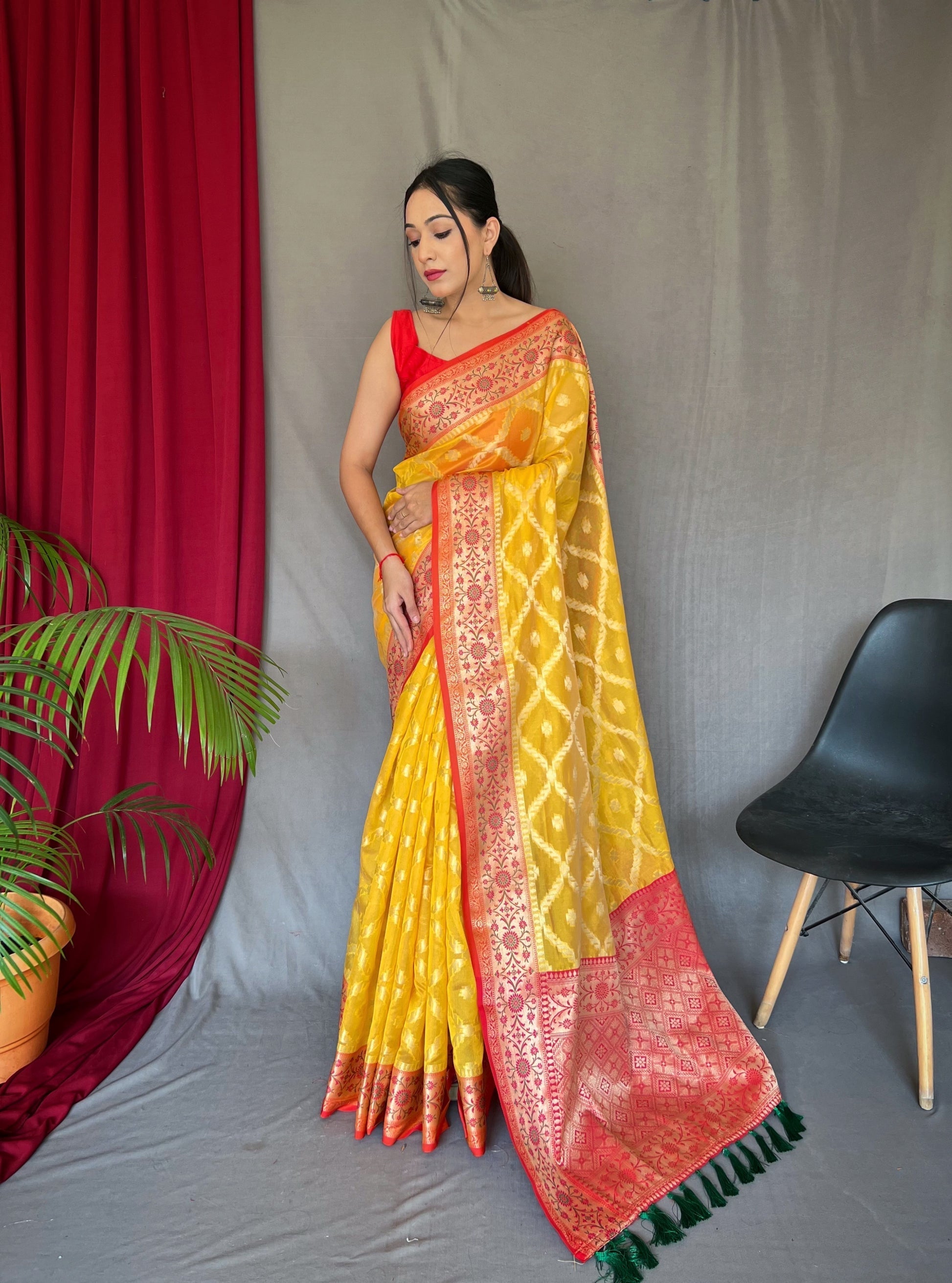 Witch Haze Yellow Woven Banarasi Organza Silk Saree