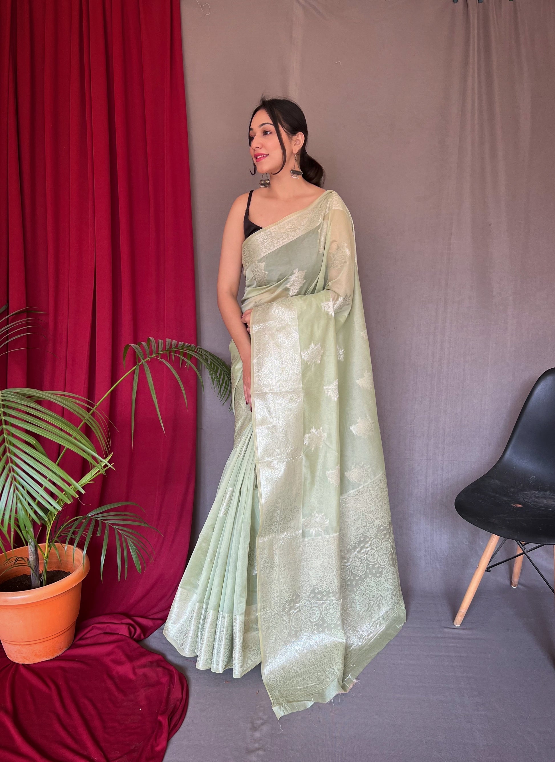 Coral Reef Green Gold Woven Cotton Saree