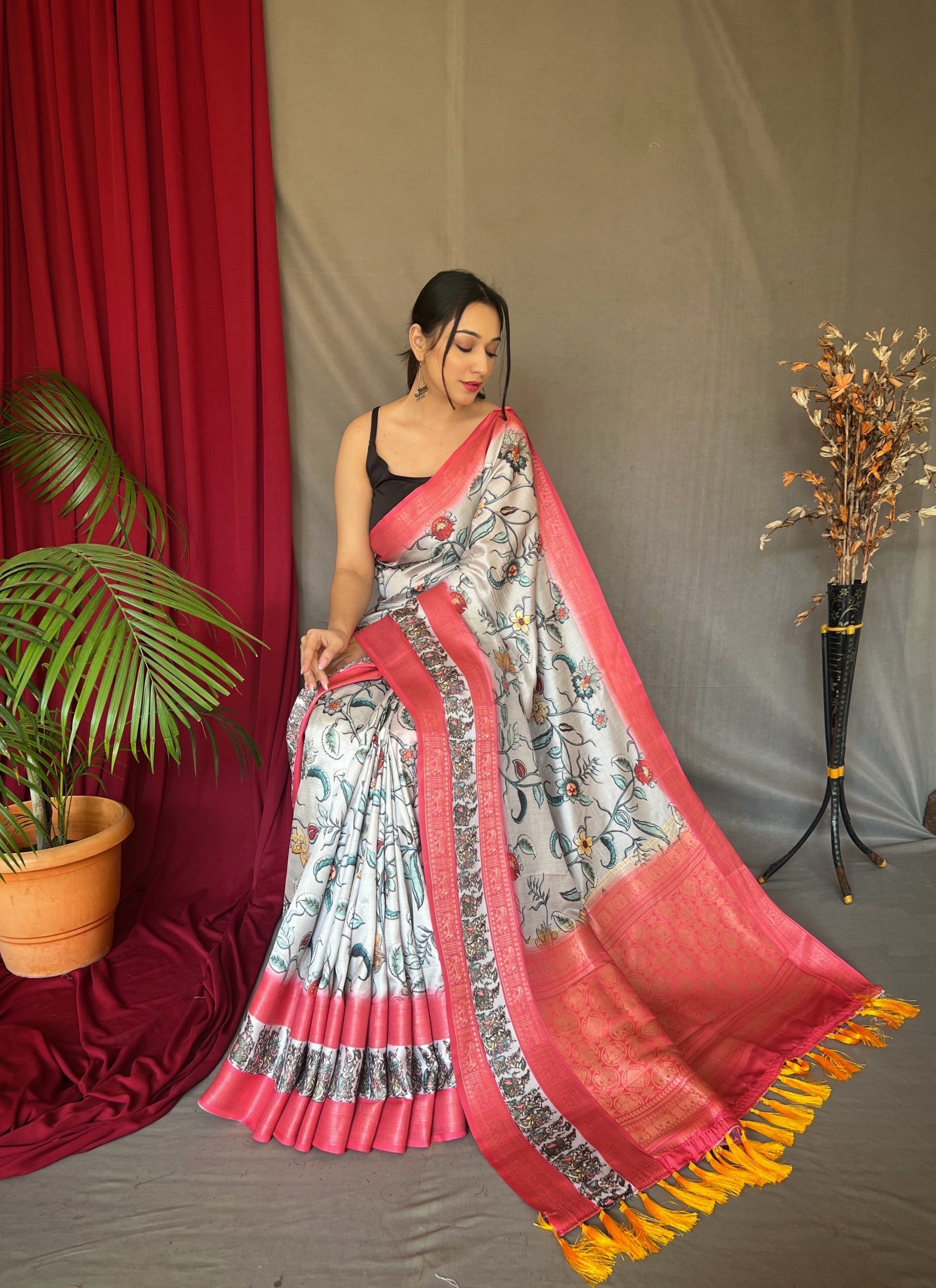 Linen White and Pink Banarasi Kalamkari Printed Silk Saree