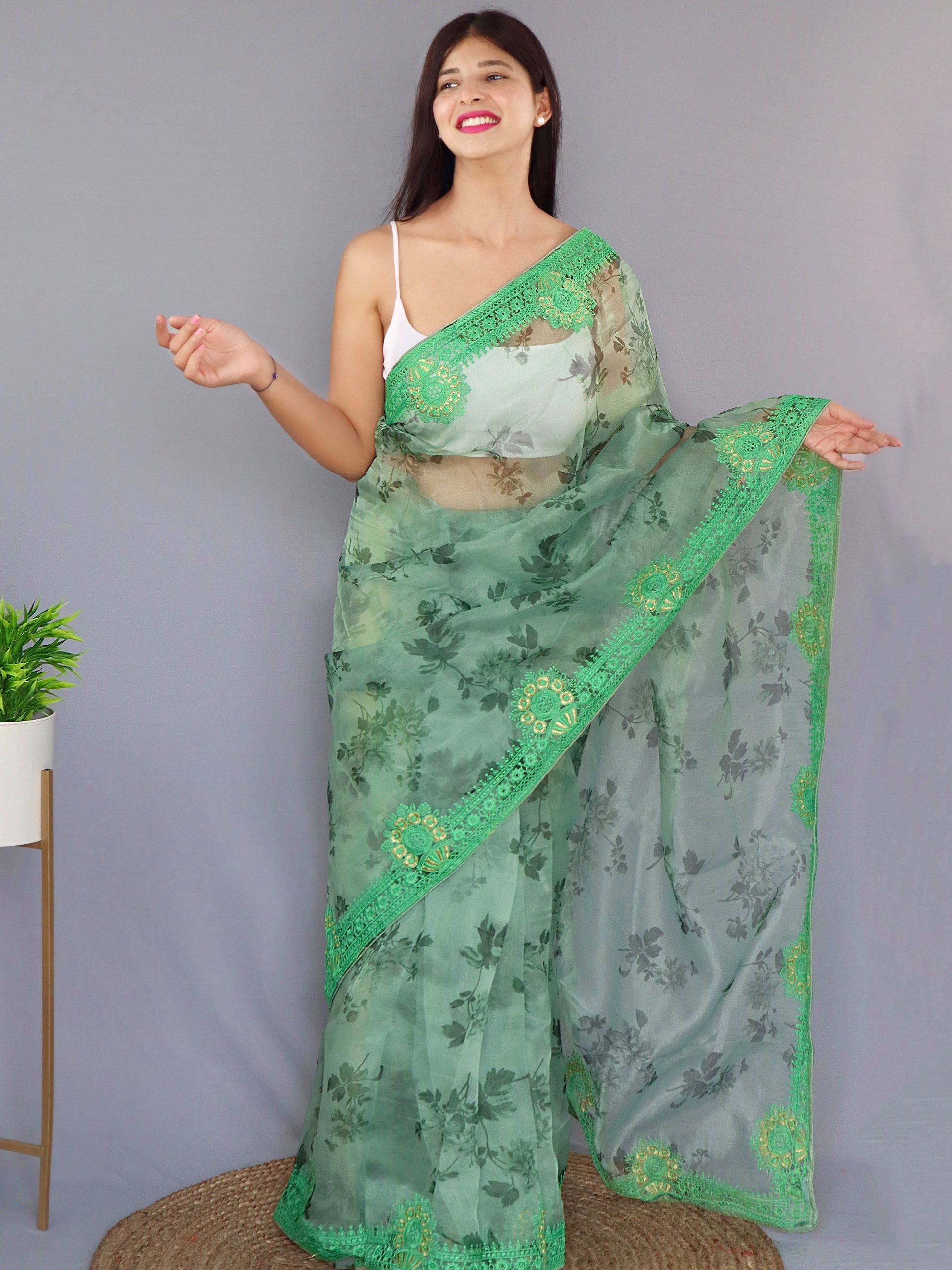 Silver Tree Green Organza Digital Floral Printed Saree