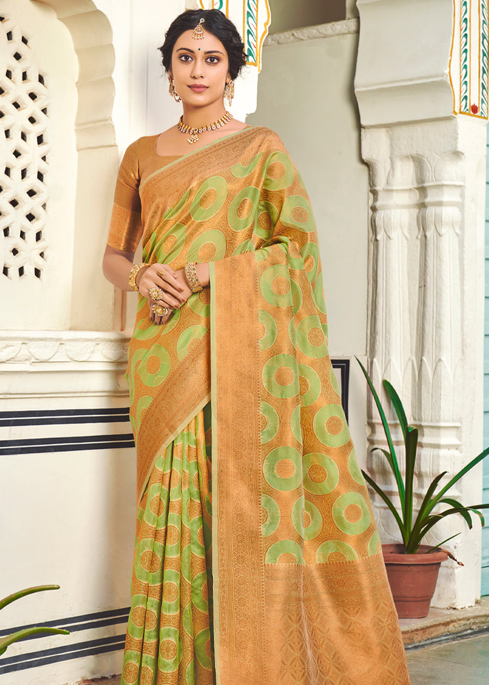 Deco Green Woven Banarasi Organza Silk Saree