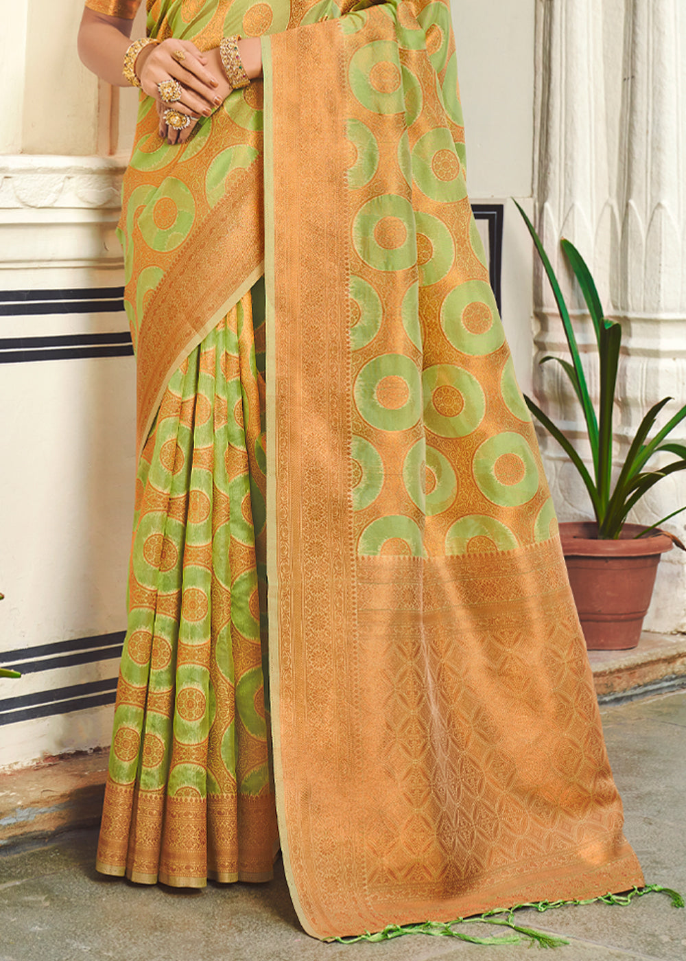 Deco Green Woven Banarasi Organza Silk Saree