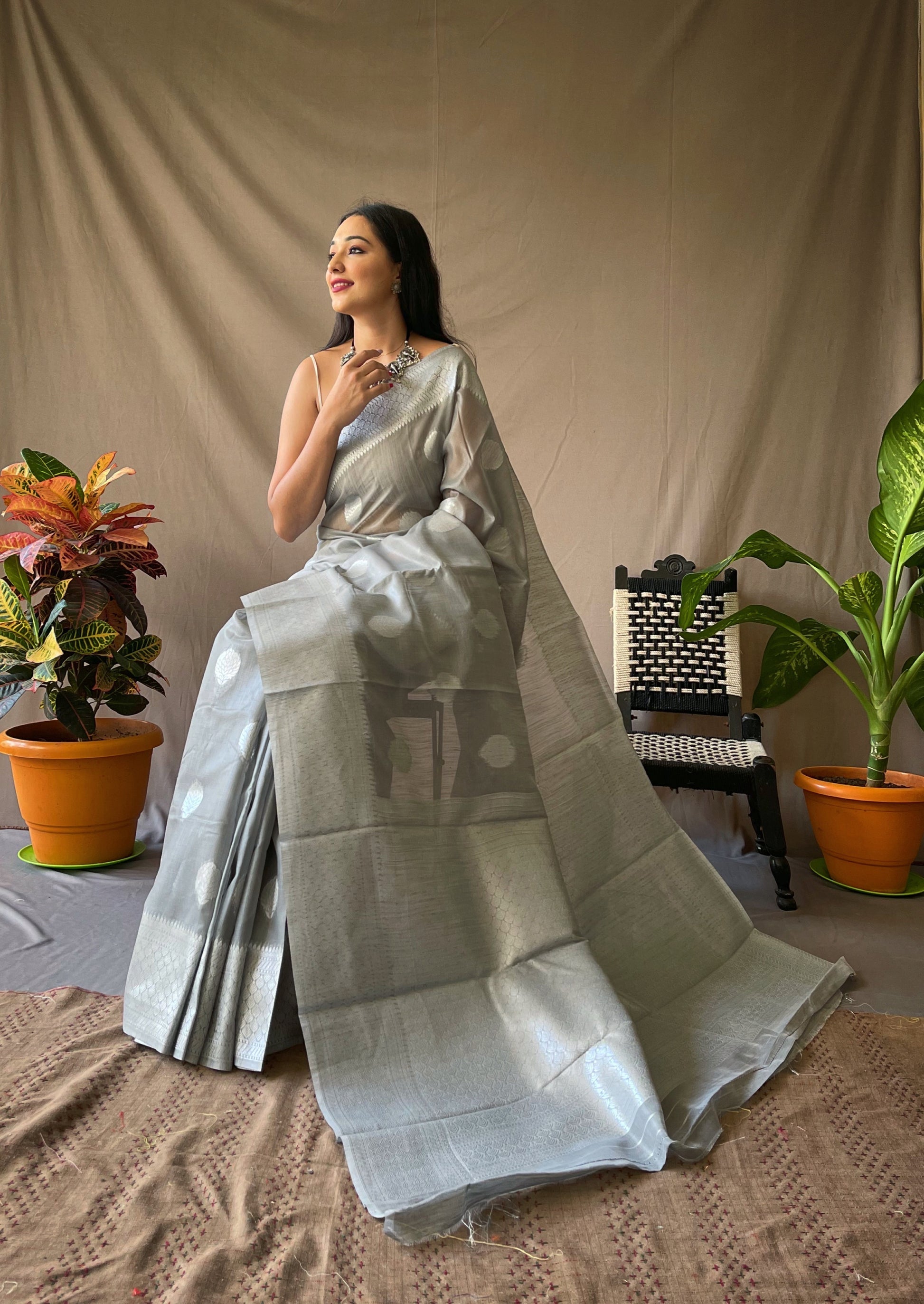 Delta Grey Linen Silver Zari Woven Saree