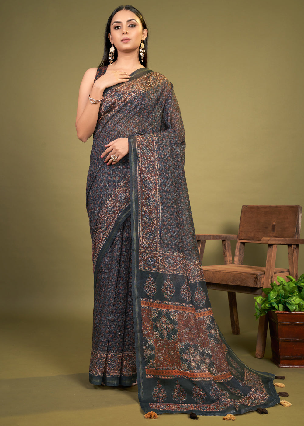 Nandor Grey Cotton Patola Printed Silk Saree