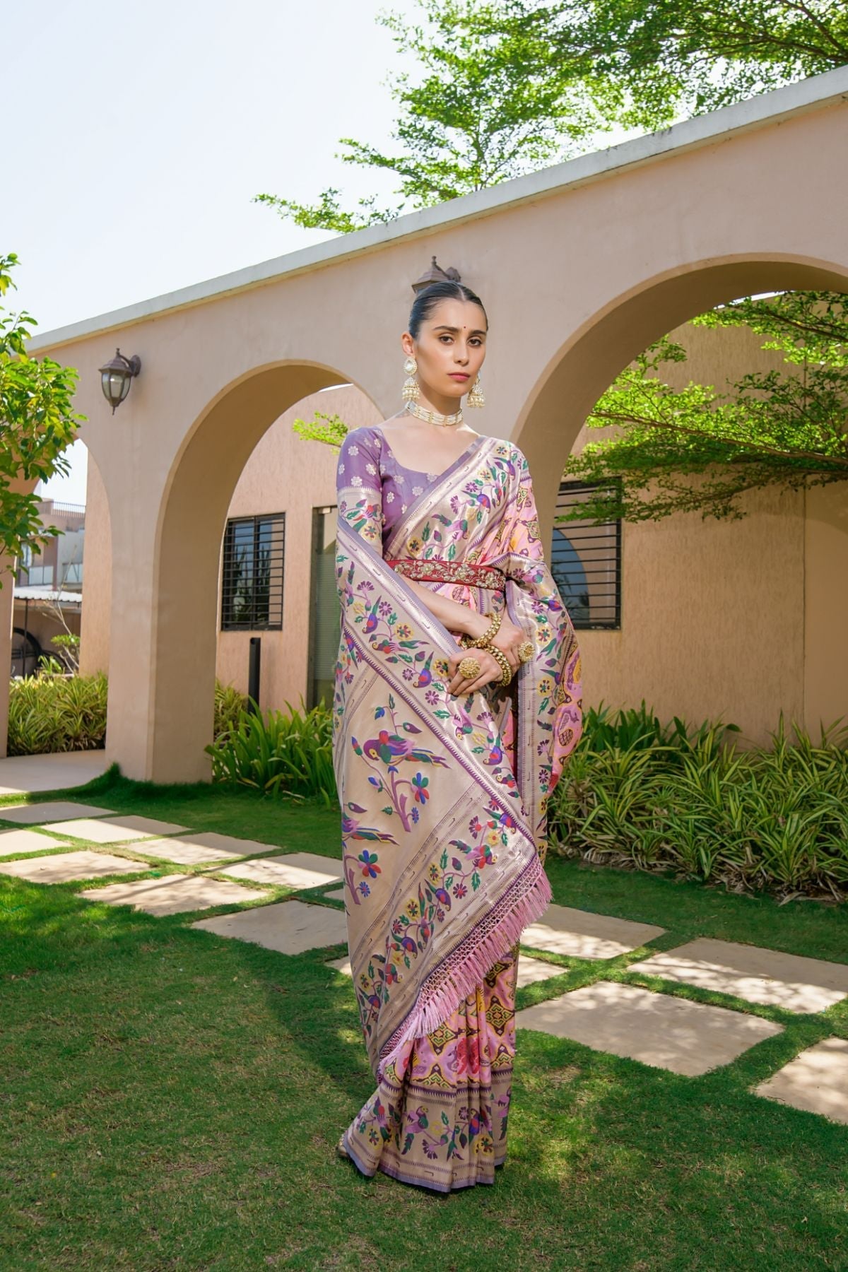 Bouquet Pink Woven Paithani Silk Saree