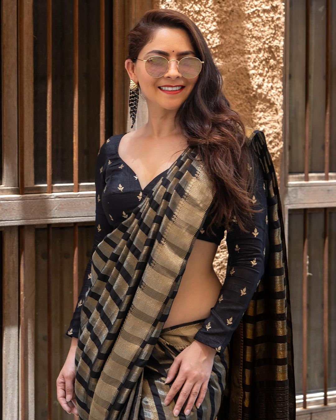 Sonali Kulkarni in Raven Black Banarasi Handloom Silk Saree