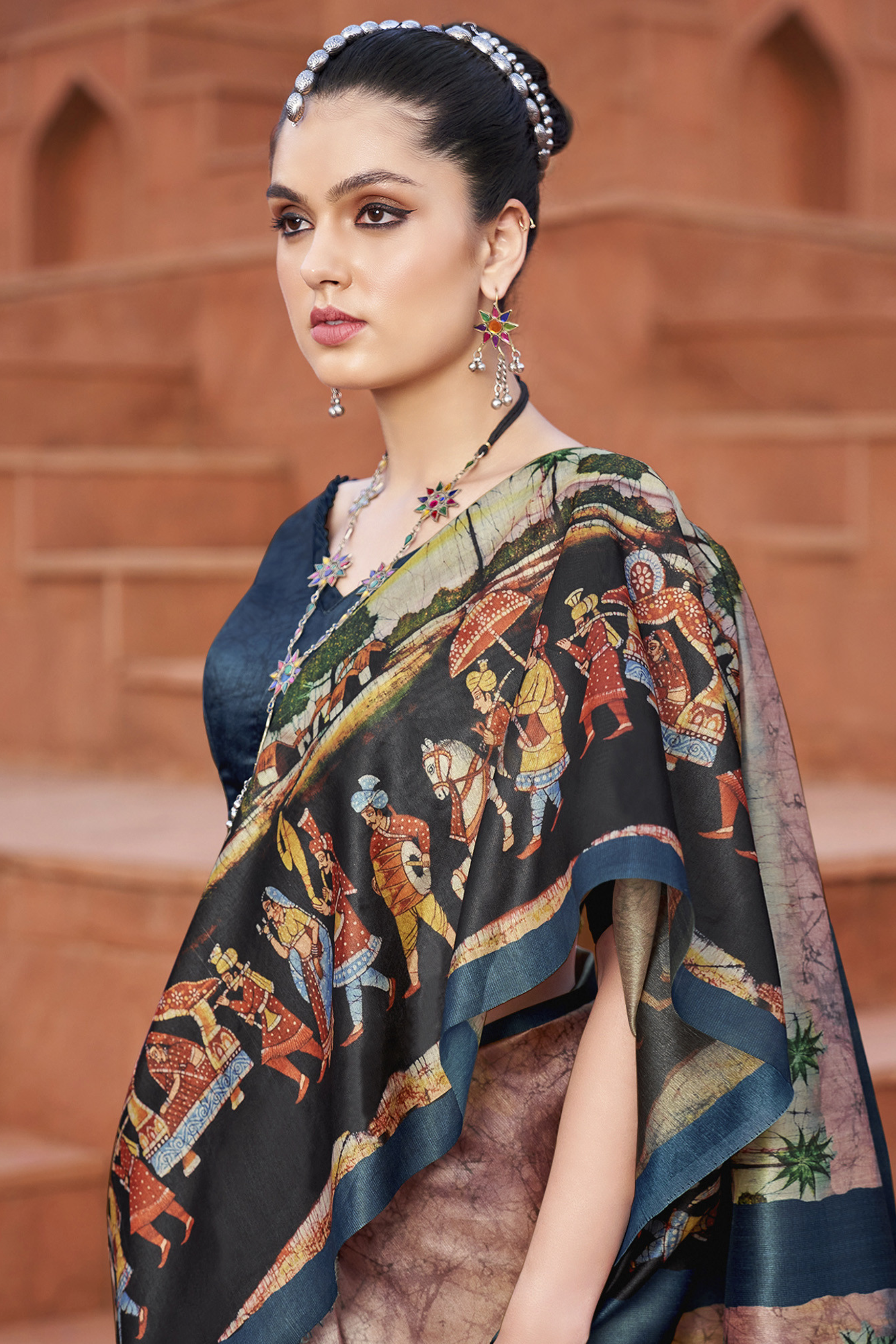 Waterloo Grey & Cream Handloom Tussar Silk Saree