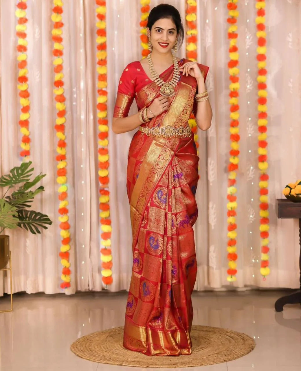 Soft Silk Kanjivaram Wedding Saree With Beautiful Rich Pallu - Mira Fashion