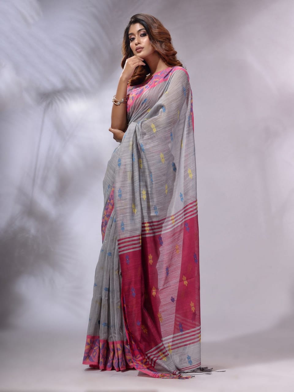 Old Grey and Pink Cotton Saree with Jackqurd Border