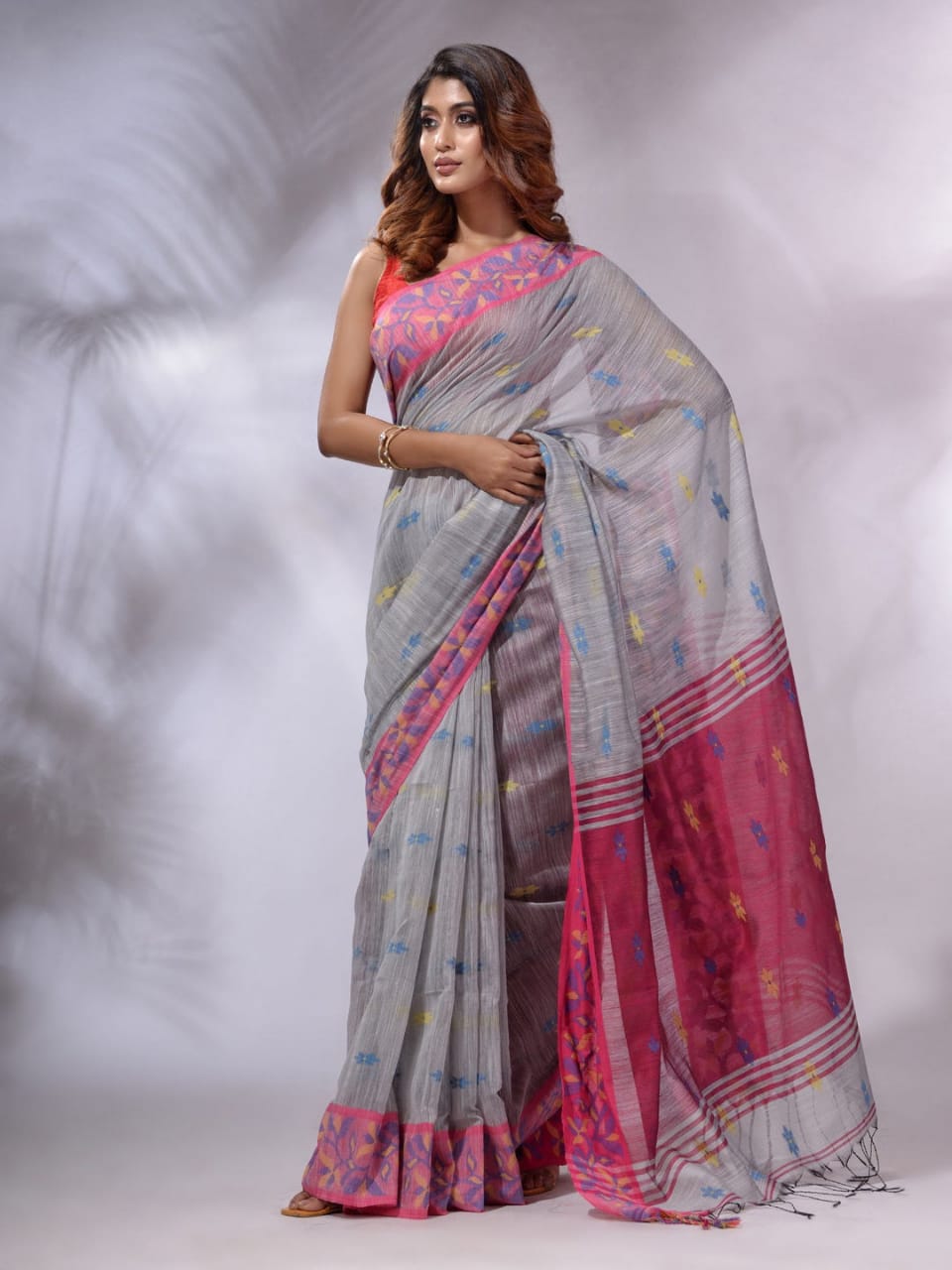 Old Grey and Pink Cotton Saree with Jackqurd Border