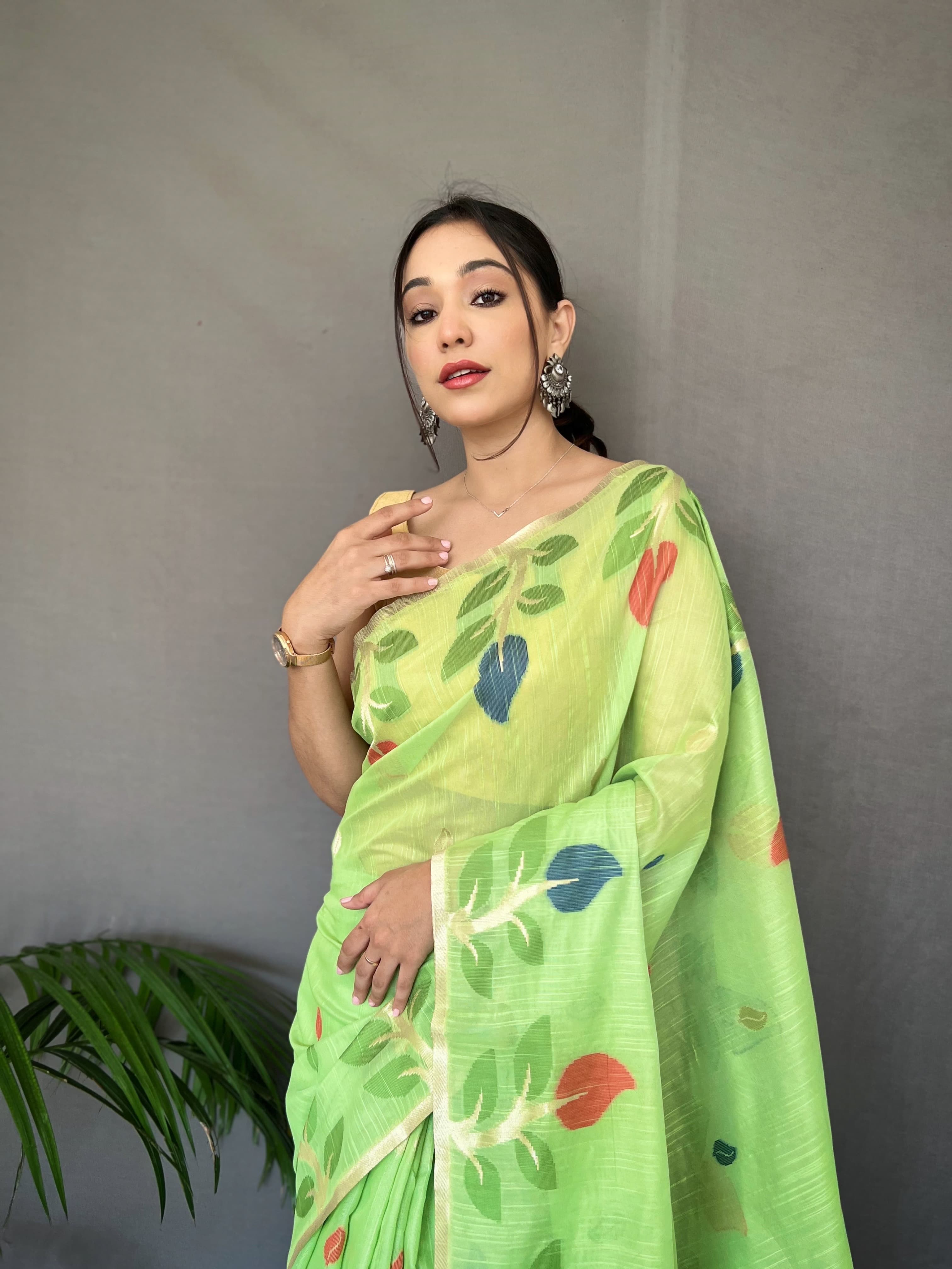 Green Color Shalini Cotton Jamdani Woven Saree