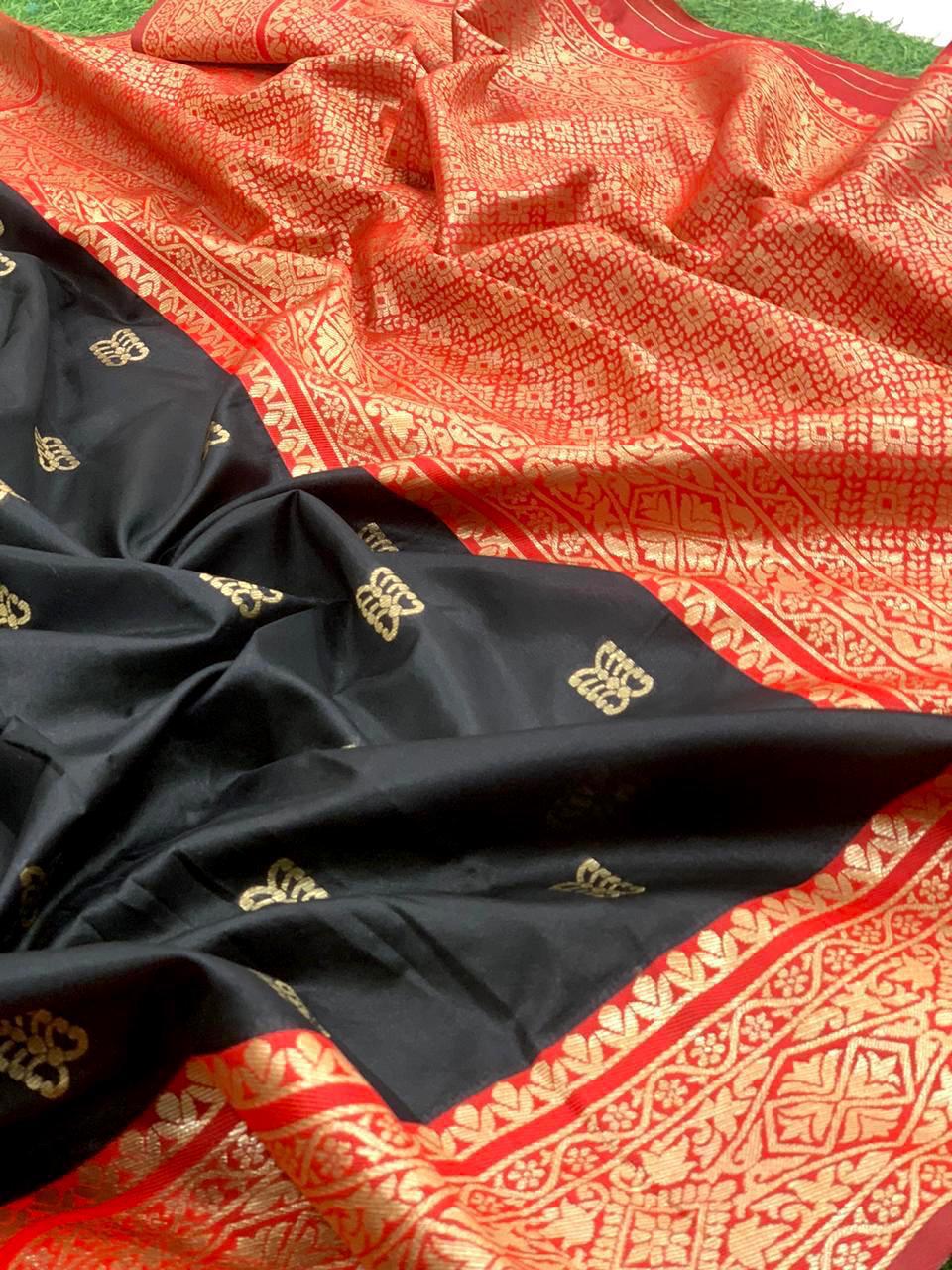 Black Color Golden Zari Weaving Jacquard Saree With Rich Pallu