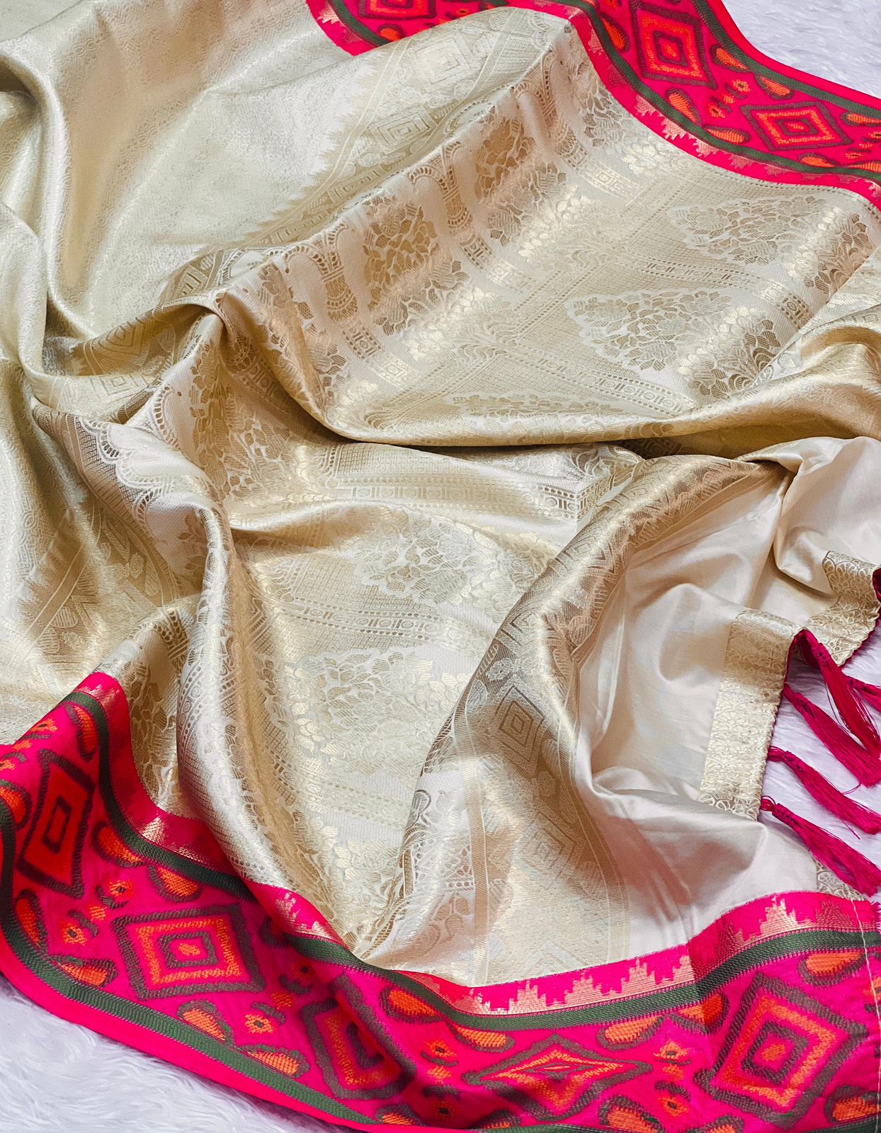 Cream Color Premium Kanjivaram Silk Fabric With A Fusion Of Patola Silk With A Super Rich Pallu