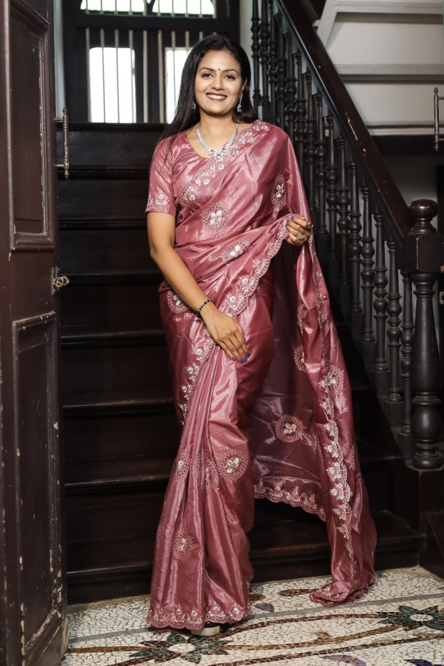 Onion Color Premium Soft Silk Saree With Embroidery Work With Cutwotk Design