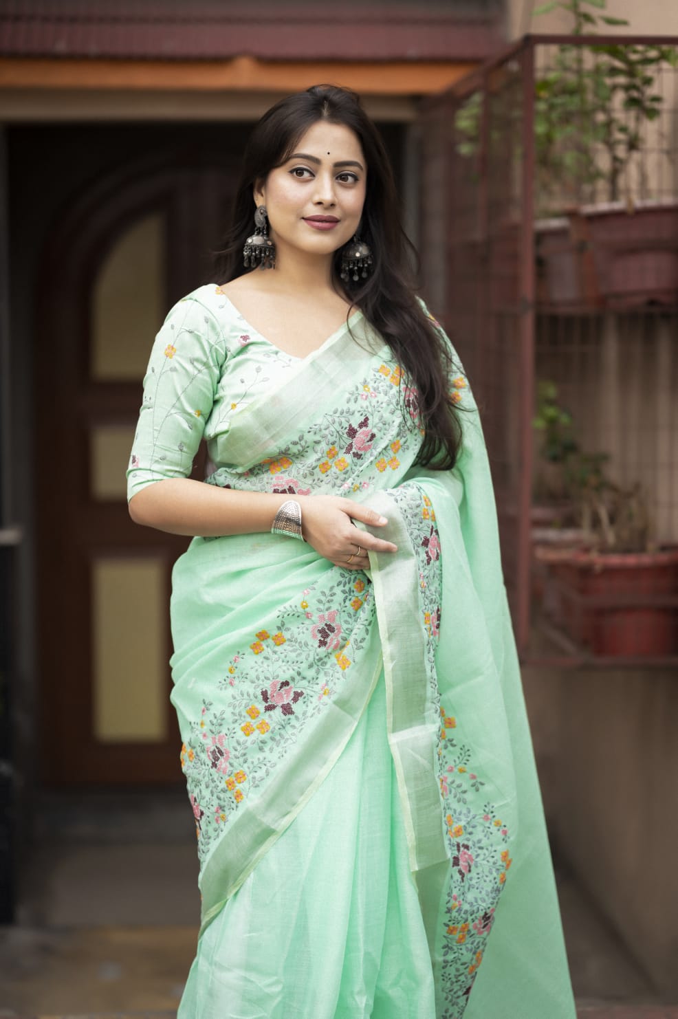 Sea Green Color Soft Linen Saree With Silver Zari Woven Pattu Border