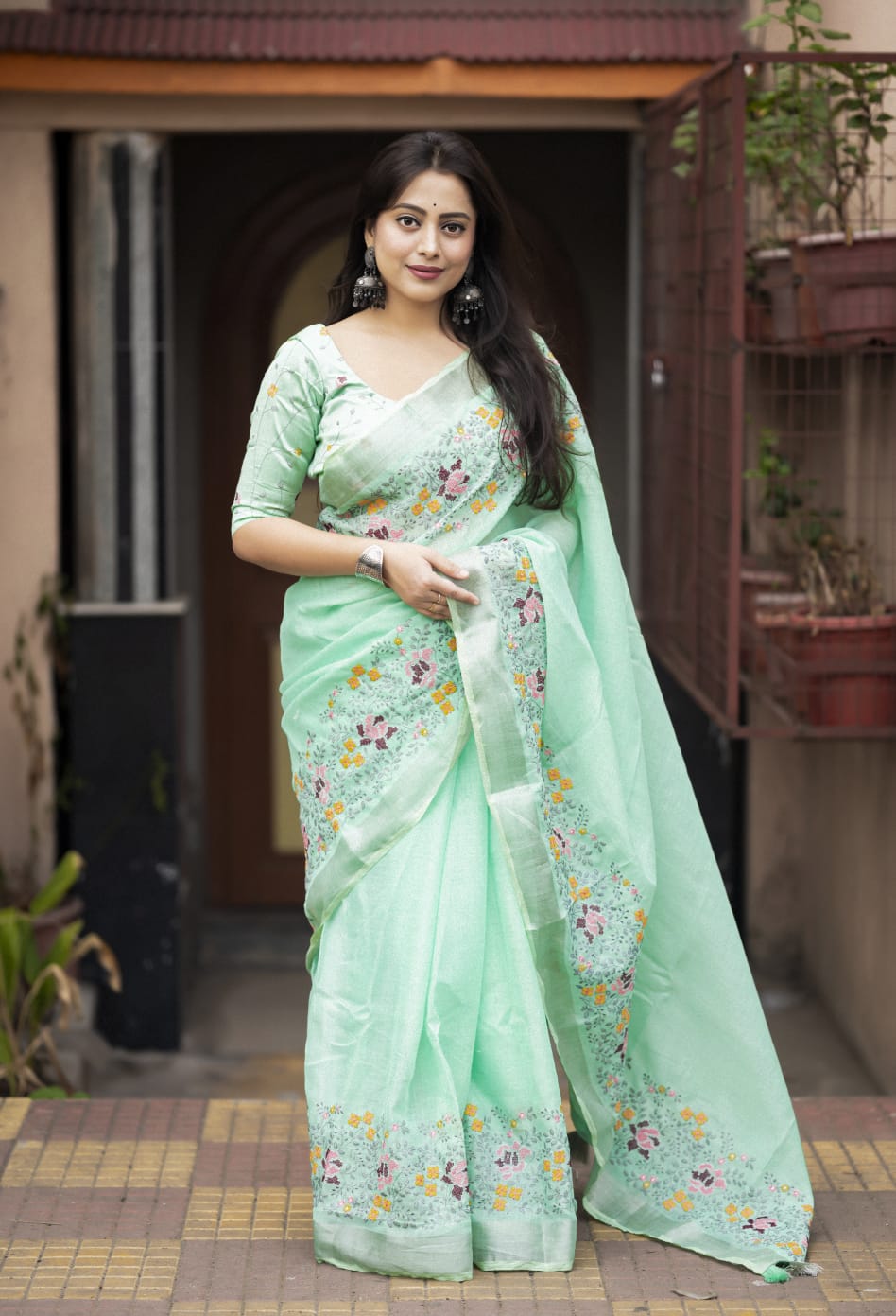 Sea Green Color Soft Linen Saree With Silver Zari Woven Pattu Border