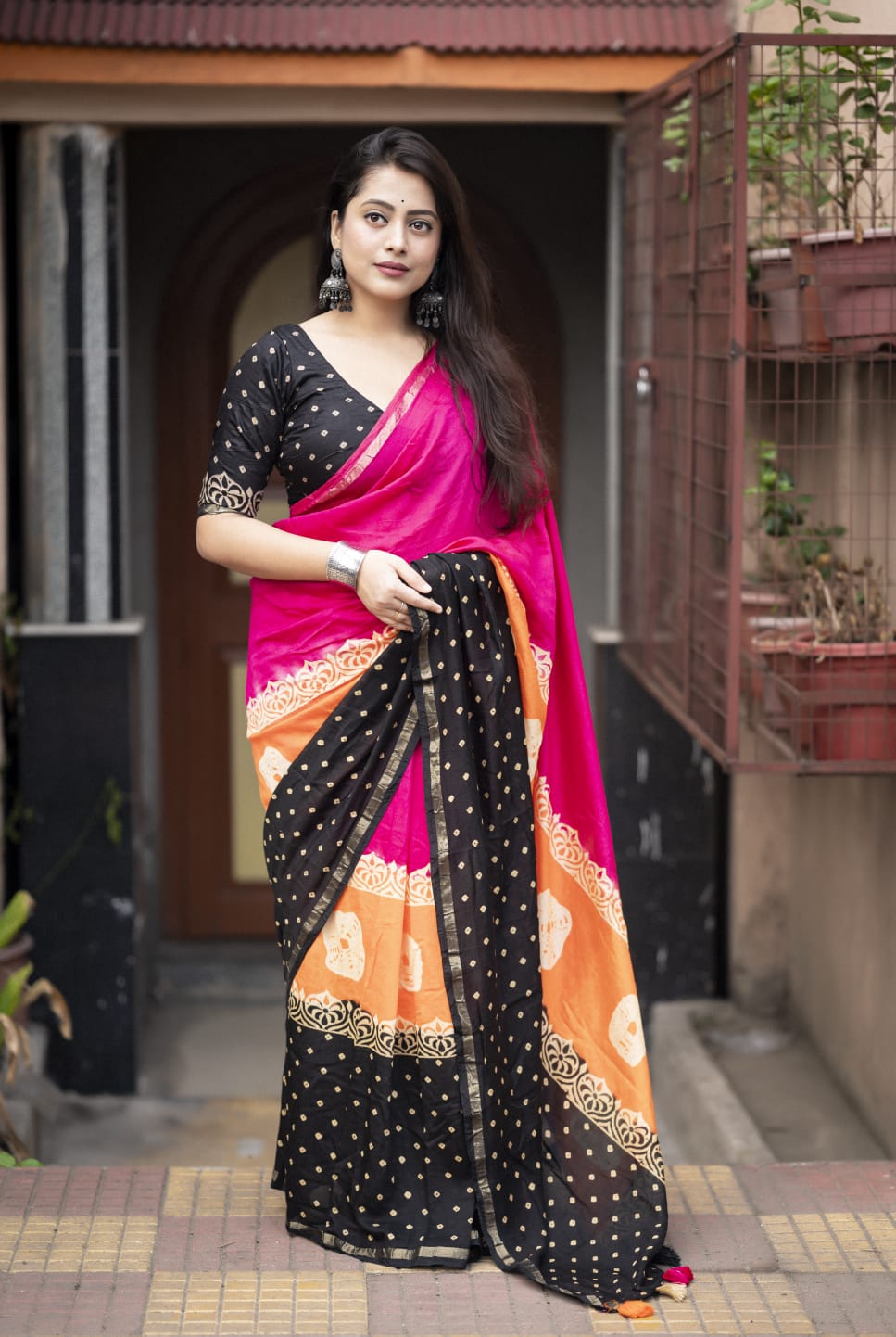 Pure Chanderi Cotton Bandhani Saree With Zari Pattu Border