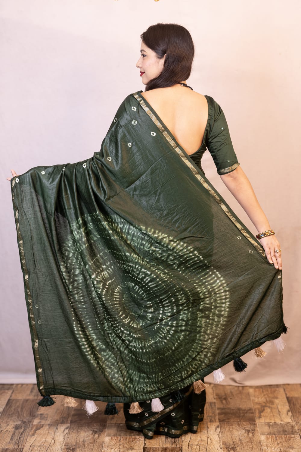 Green Color Pure Chanderi Cotton Saree With Allover Hand Tied Bandhani And Big Tied Pallu