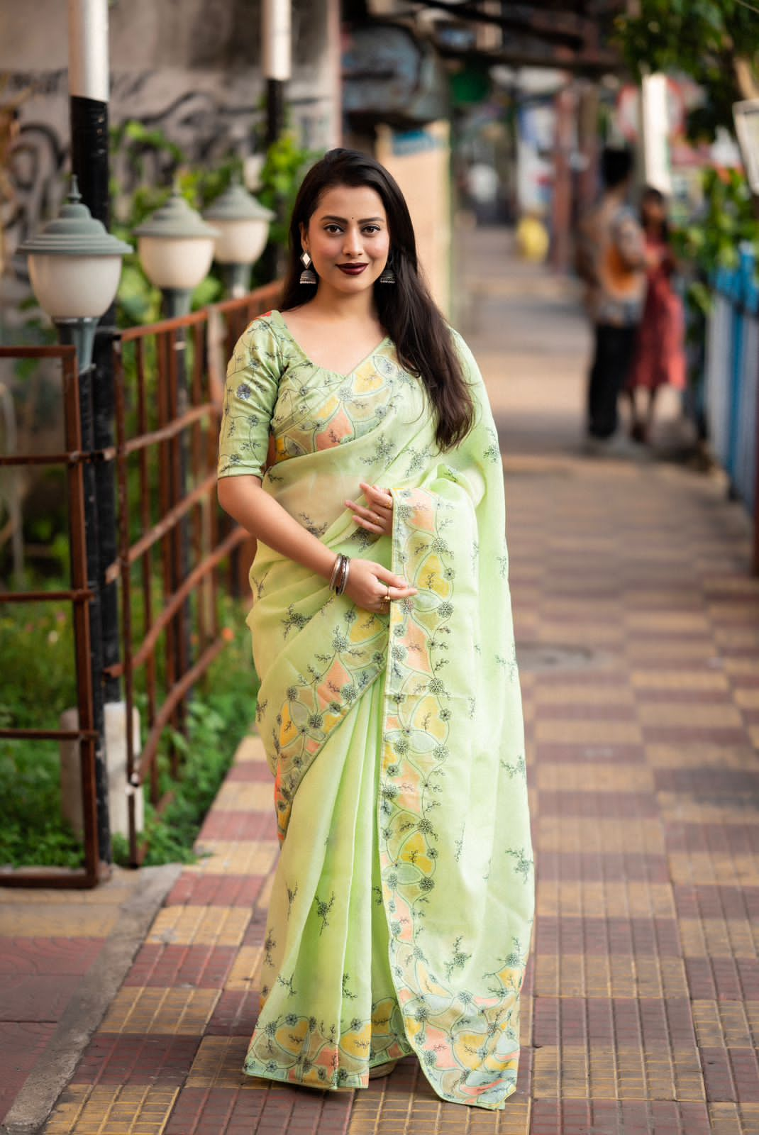 Green Color Soft Linen Saree With Beautiful Pencil Stich Emboridary