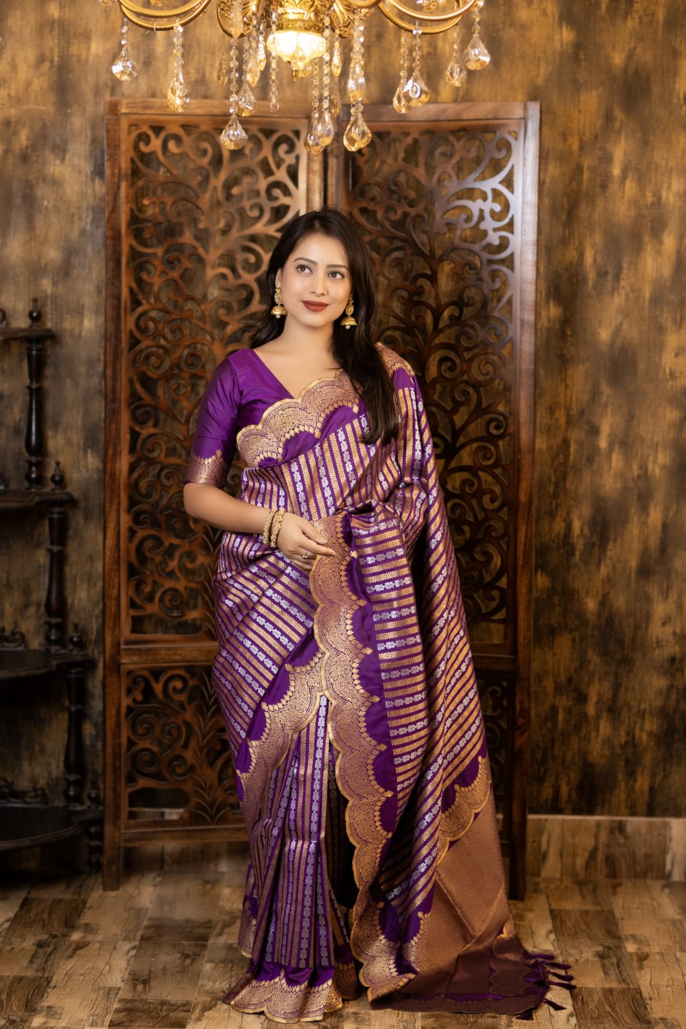 Lavender Color Premium Banarsi Silk Saree With Zari Woven Design And Rich Pallu