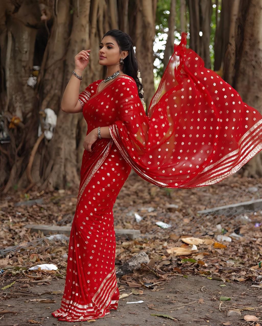 Heavy Pure Viscose Georgette Saree With Complete Bridal Pattern