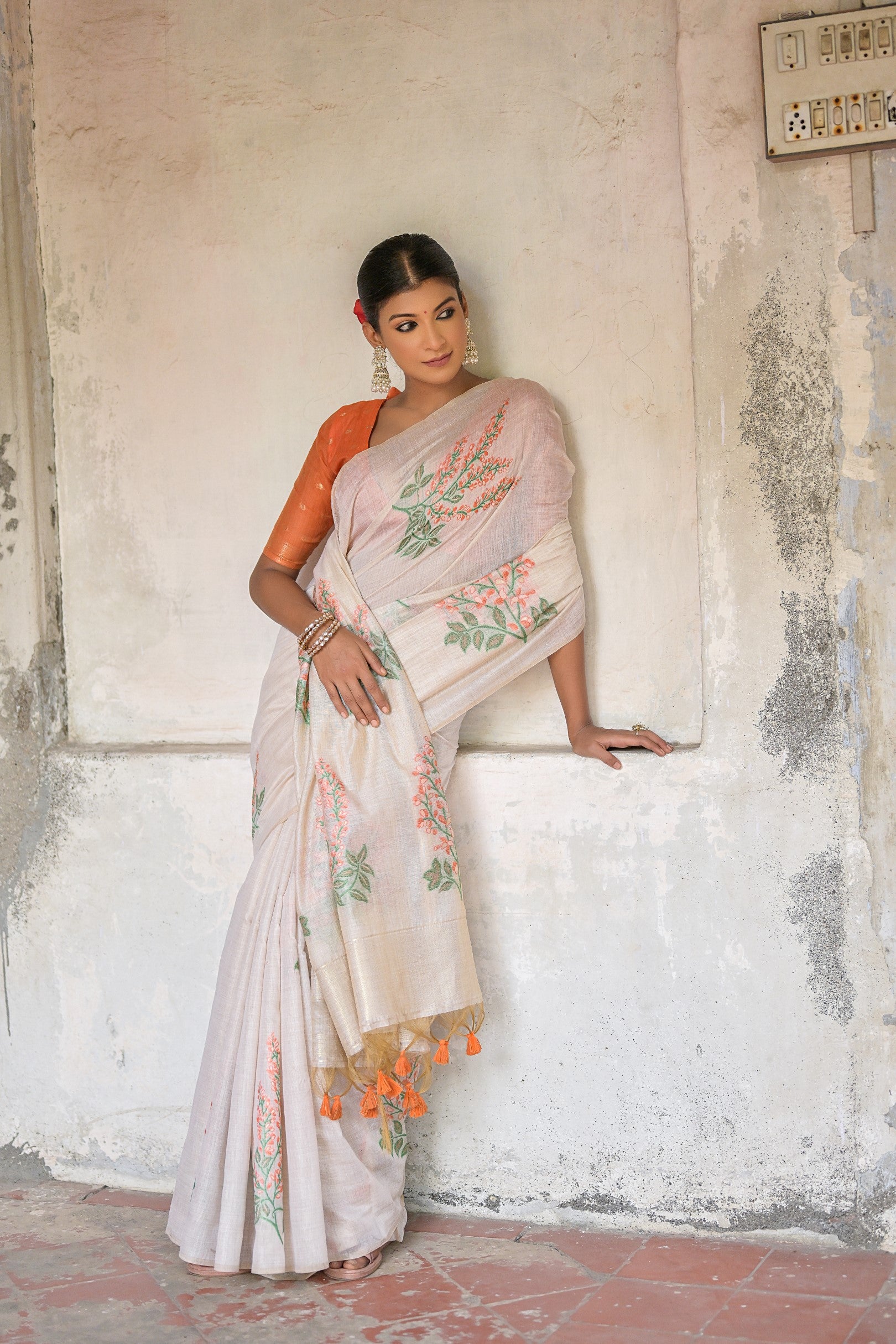 Wafer White Muga Cotton Woven Saree