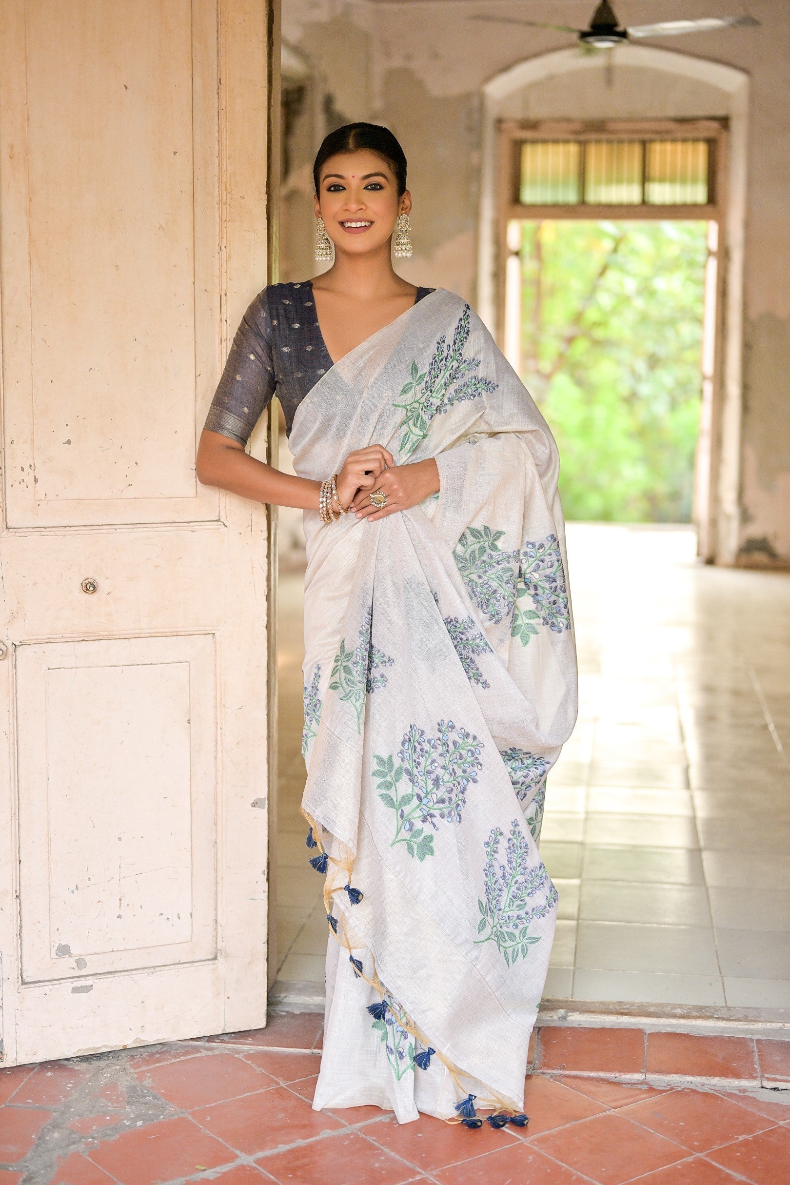 Pearl Bush White Muga Cotton Woven Saree