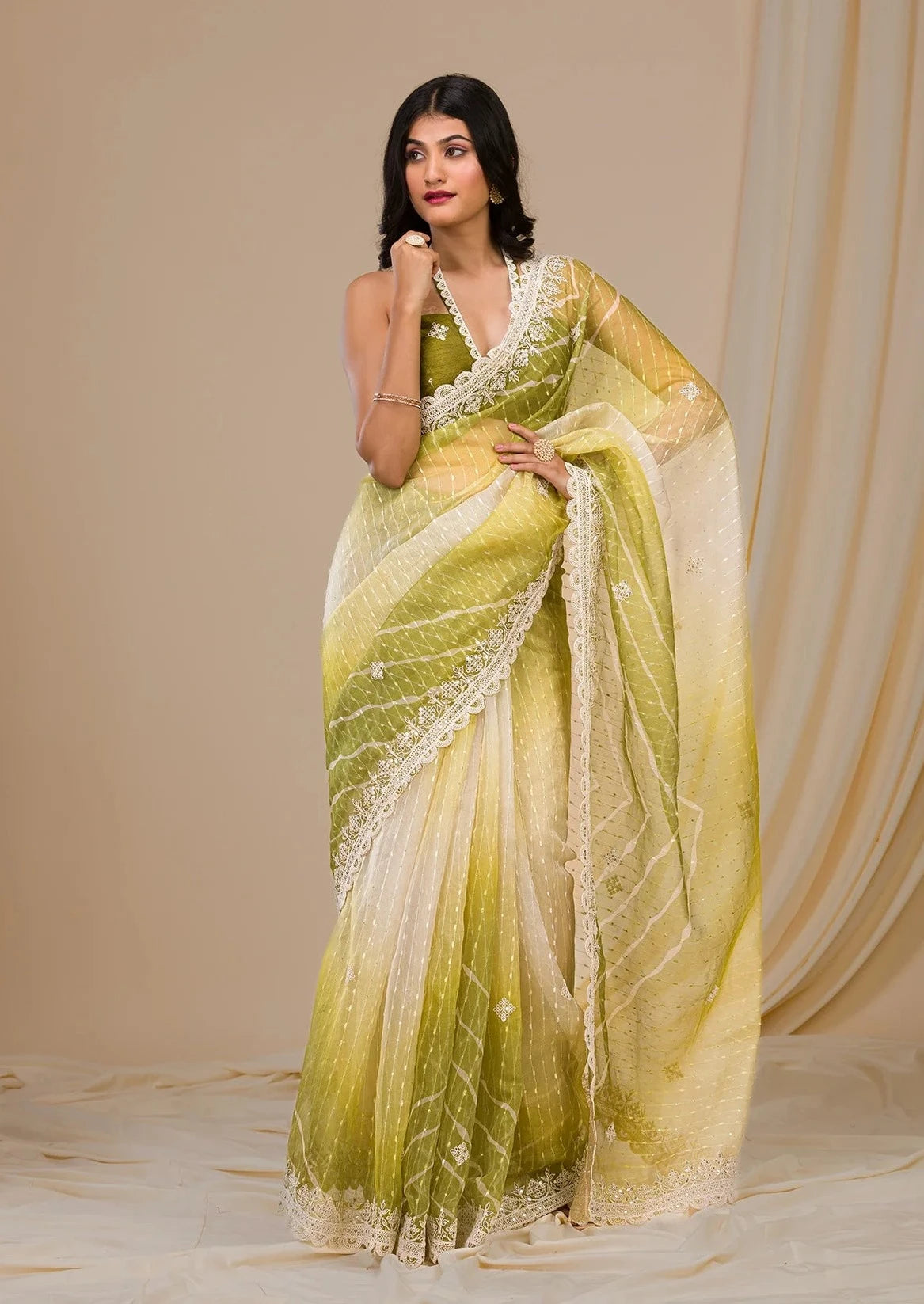 Premium Georgette Saree With Thread Work & Embroidery Border