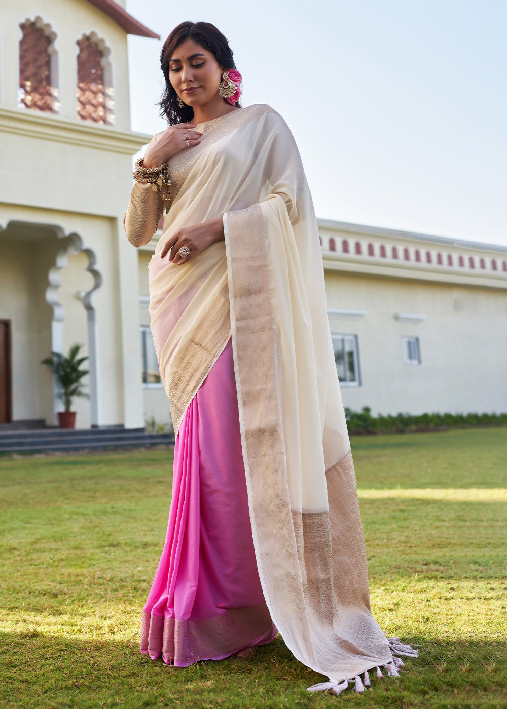 Timberwolf White and Pink Woven Georgette saree