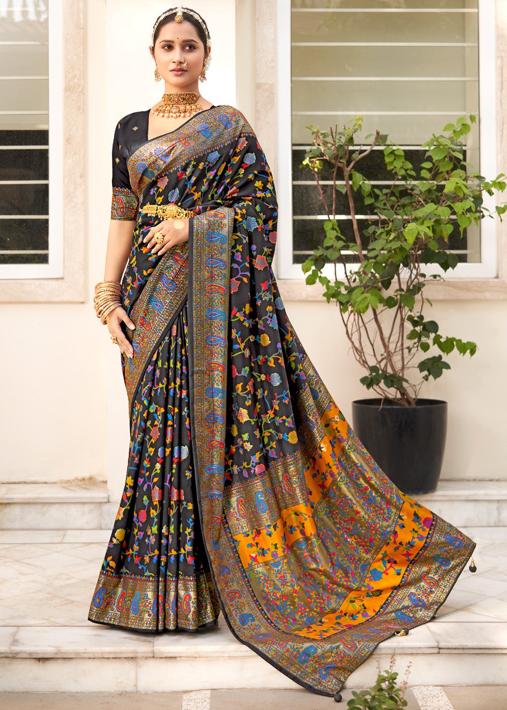 Metal Black Handloom Printed Kashmiri Jamewar Silk Saree