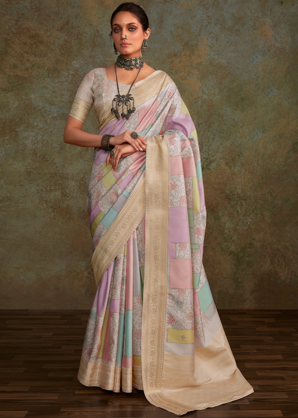 Pharlap Pink Shade Digital Printed Soft Silk Saree