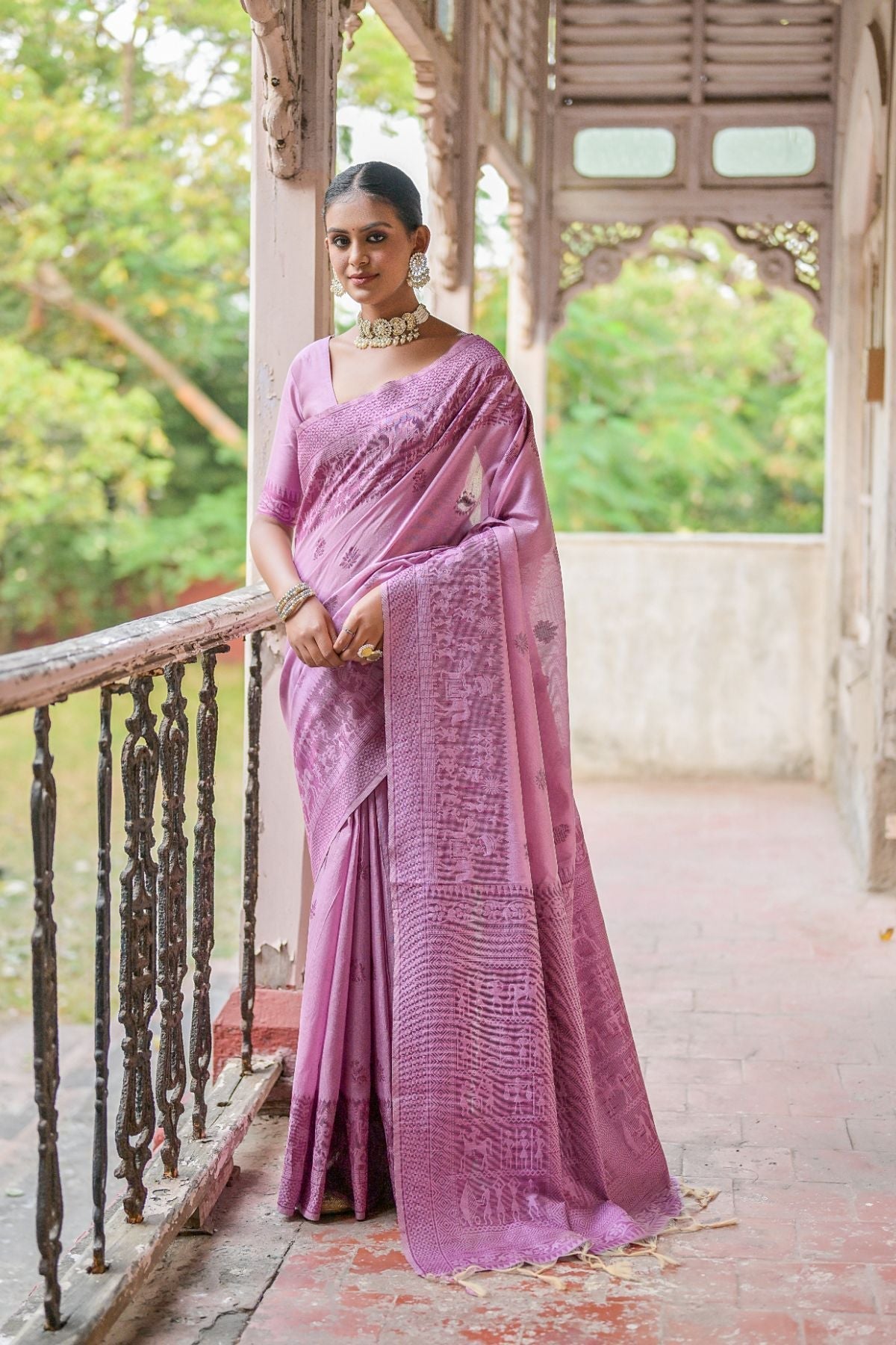 Chantilly Purple Handloom Banarasi Raw Silk Saree