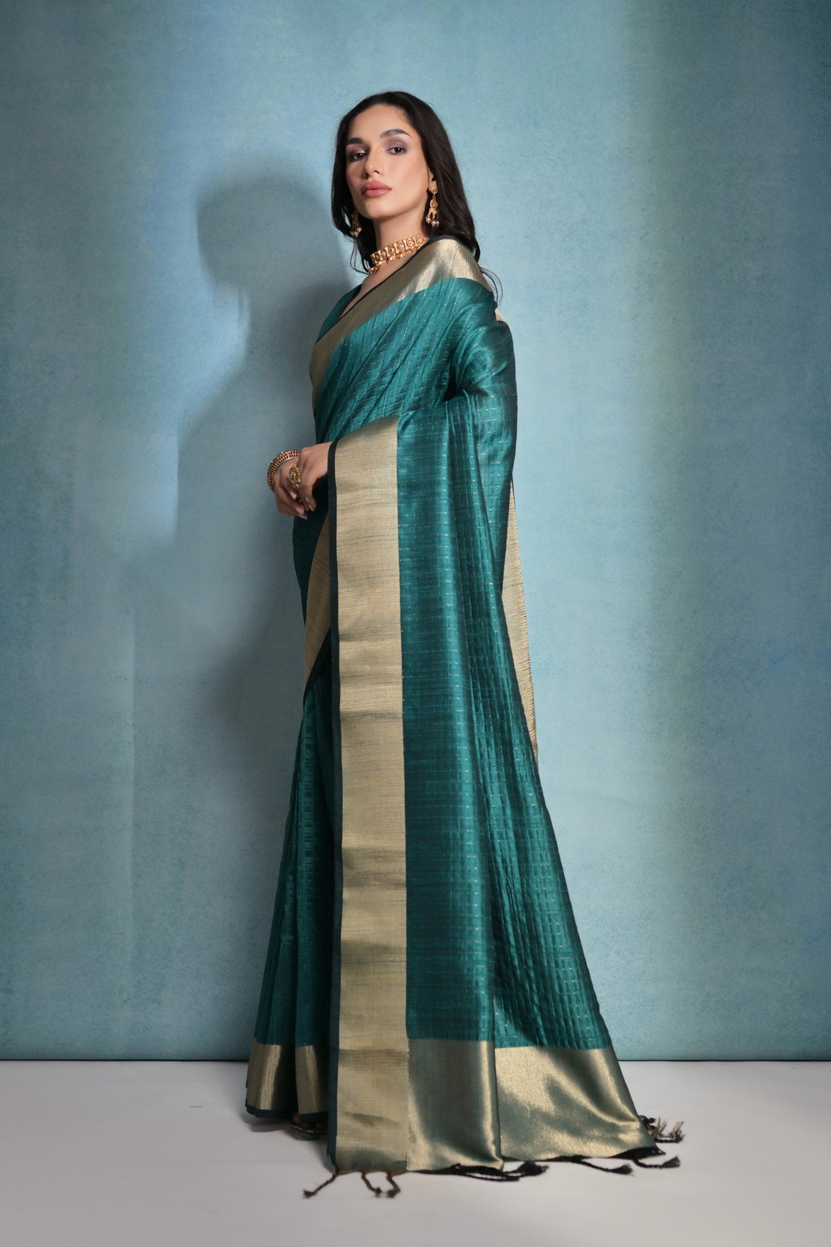 Casal Green Woven Raw Silk Saree