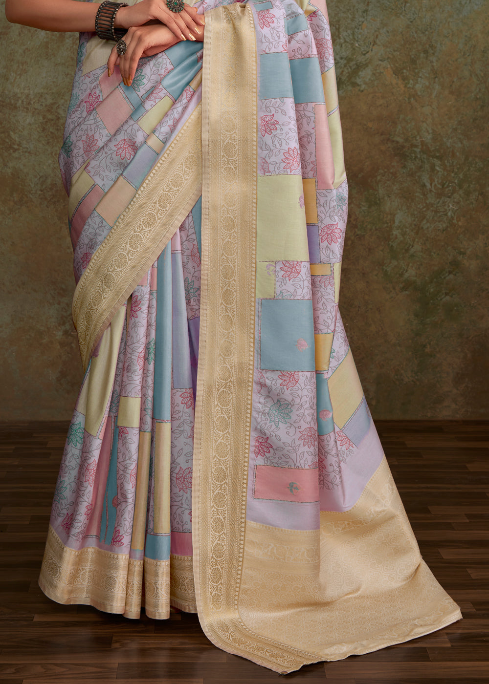 Juniper Blue Shade Digital Printed Soft Silk Saree