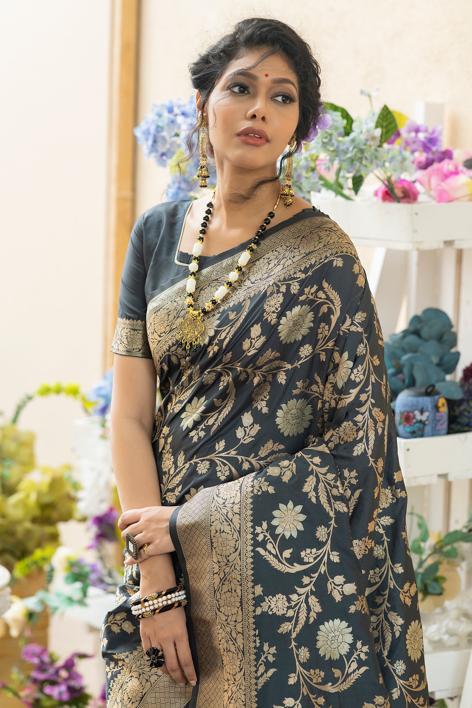 Cabbage Pont Grey Woven Banarasi Silk Saree