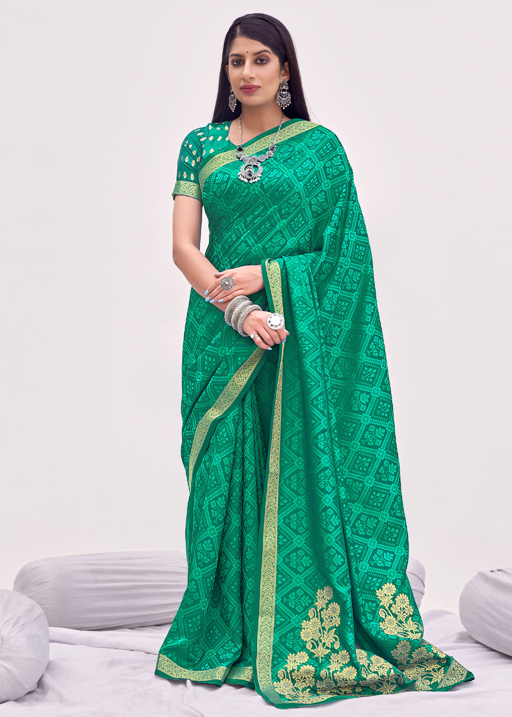 Amazon Green Zari Woven Banarasi Satin Saree