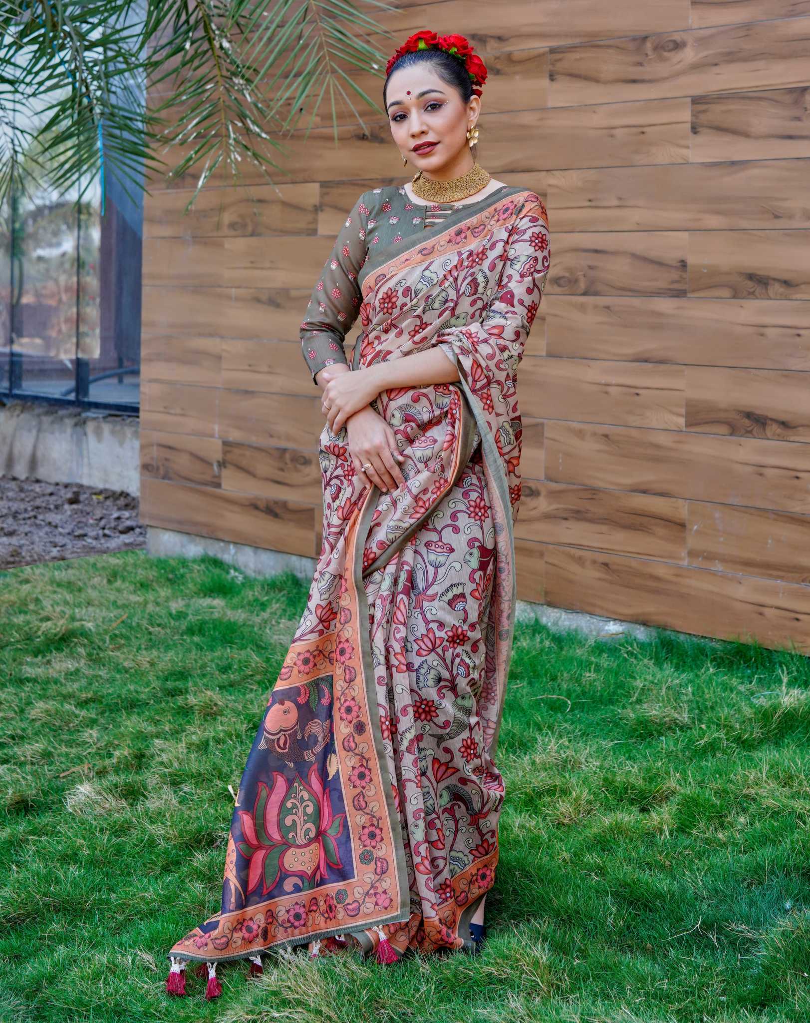 Mountain Mist Grey Cotton Kalamkari Printed Saree