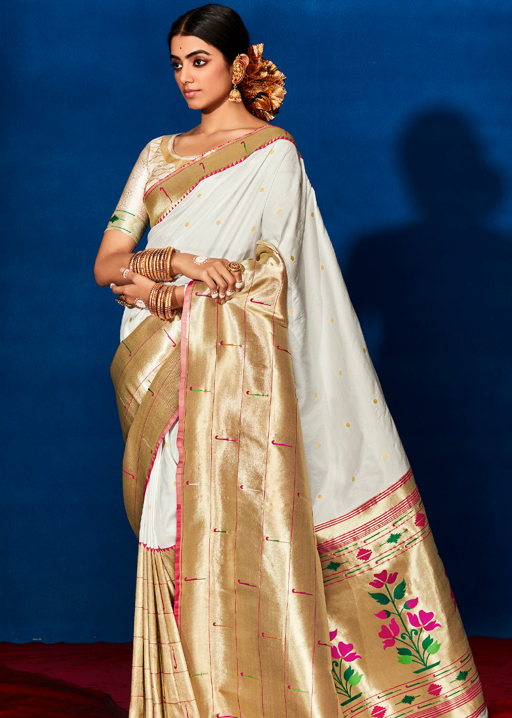 Aster White Woven Handloom Paithani Silk Saree