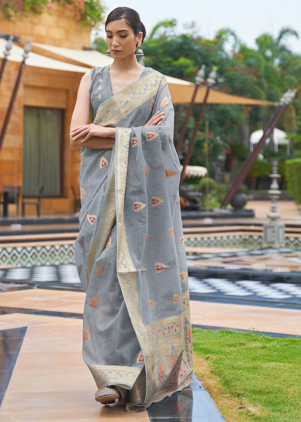 Pale Sky Grey Zari Woven Banarasi Linen Saree