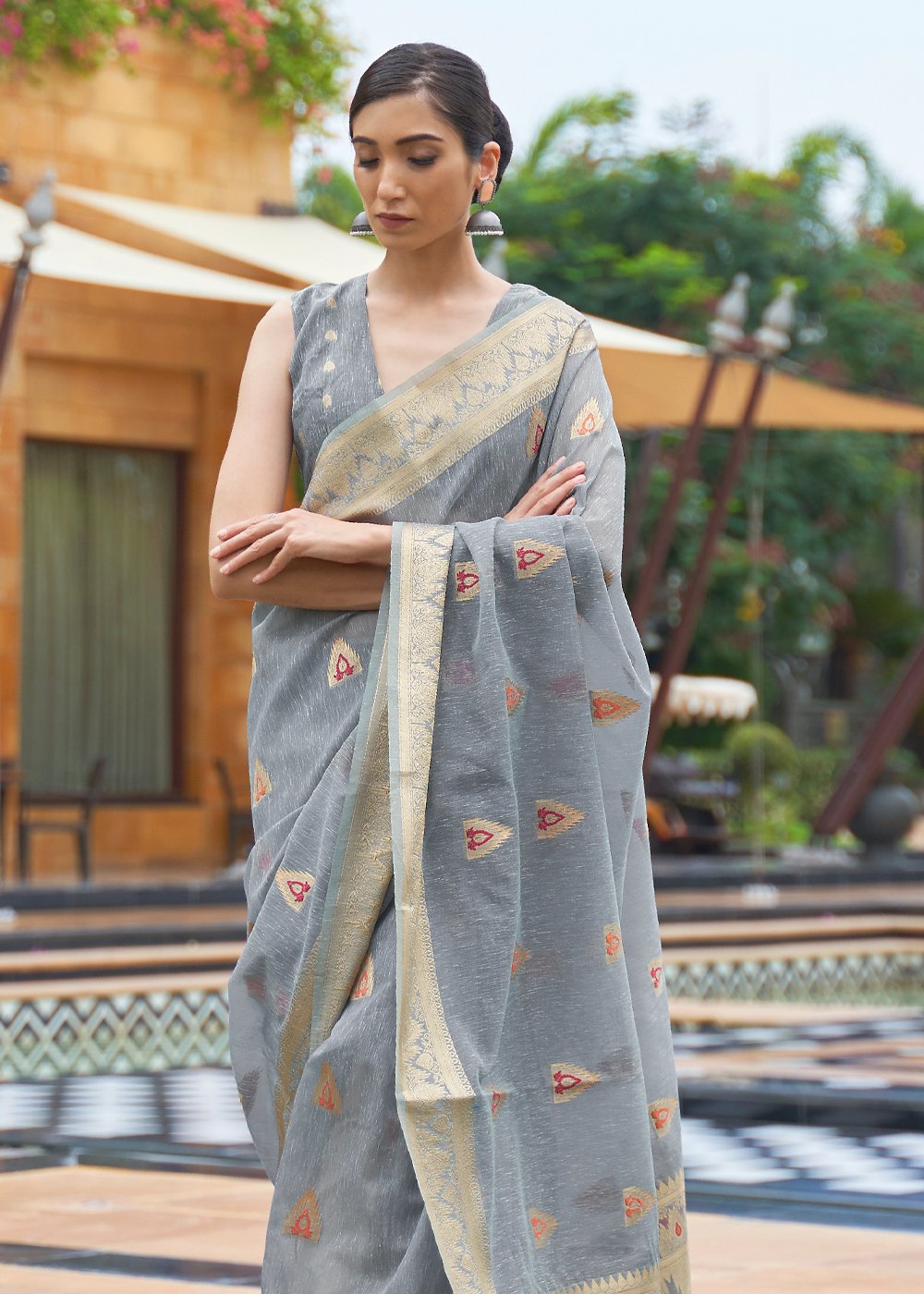 Pale Sky Grey Zari Woven Banarasi Linen Saree