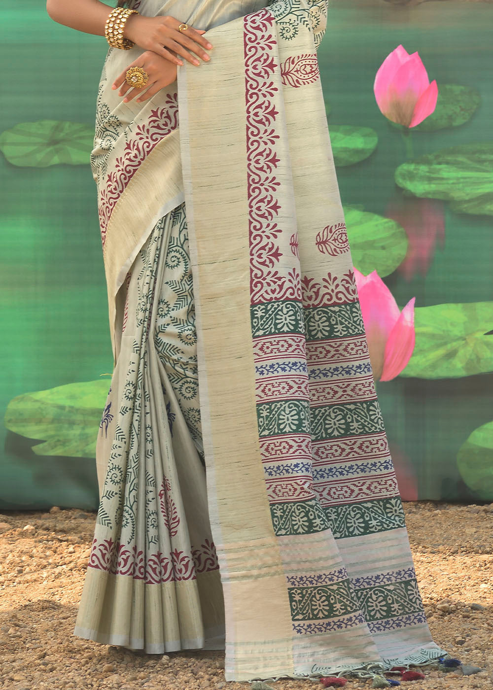 Coral Reef Light Green Cotton Silk Printed Saree